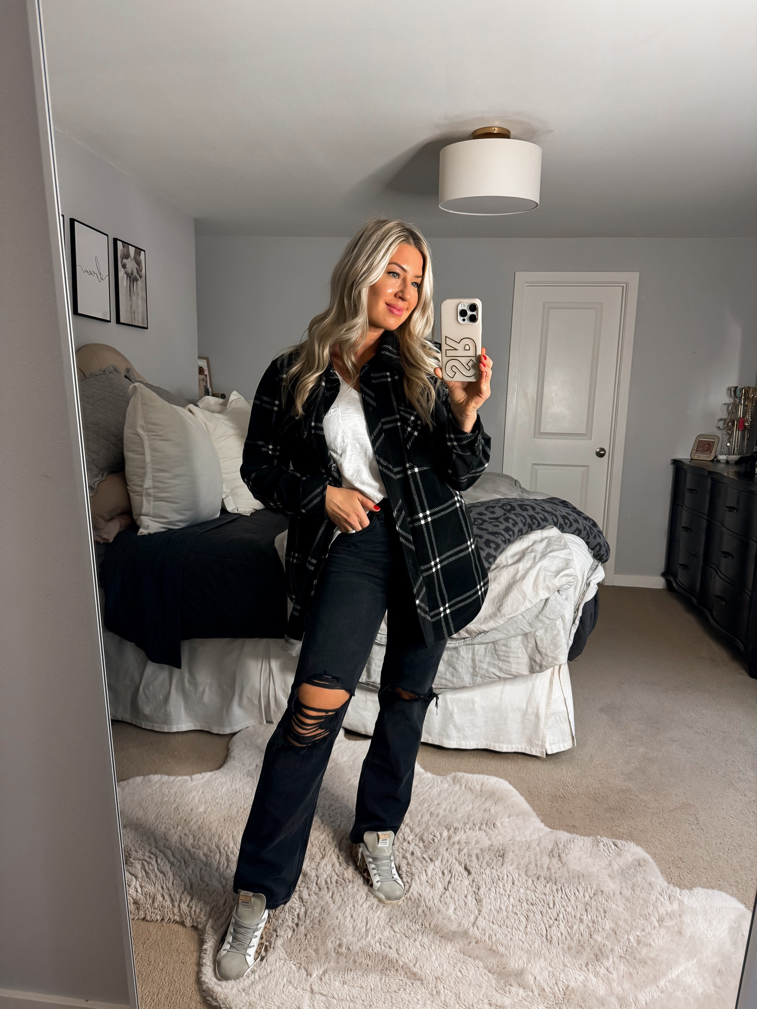 Fave flannel that’s so soft and under $50 tts 
Jeans (I sized up one) 

#LTKstyletip #LTKSeasonal #LTKfindsunder50