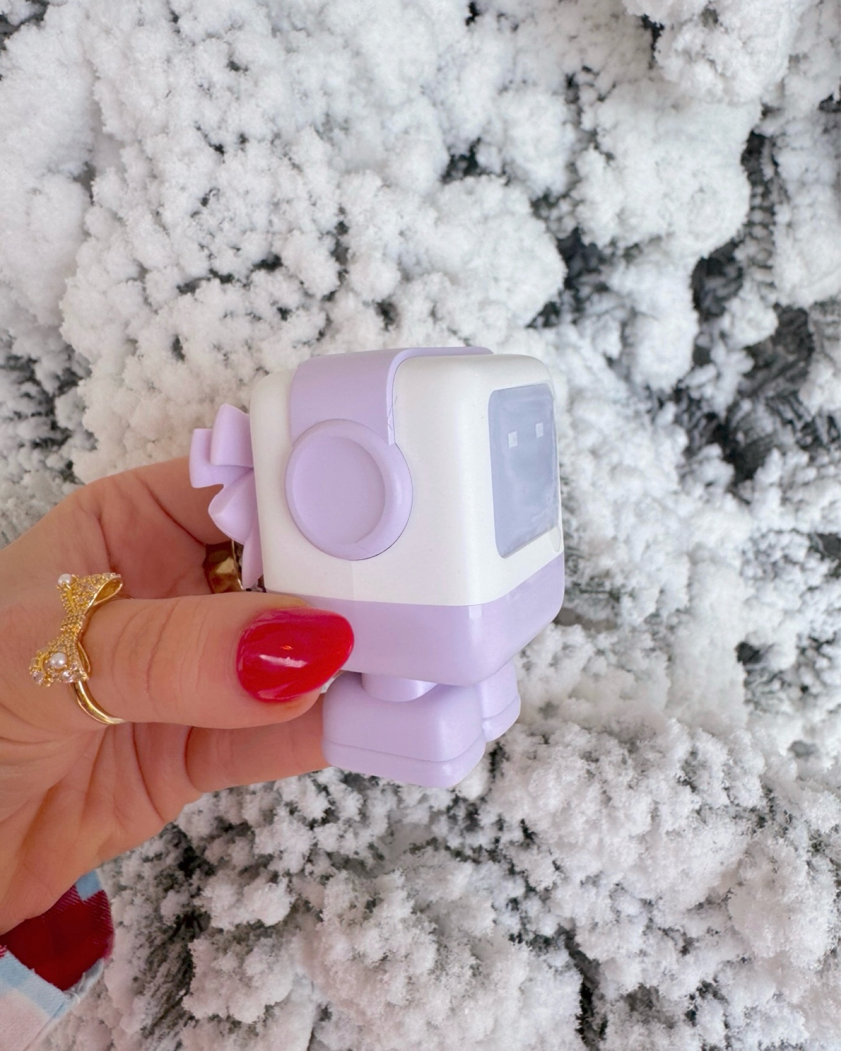 Amazon last minute gift idea 🎁 Fast 2 day shipping! USB Charger comes in 2 sizes

Charger, electronics, Last minute gifts, gift ideas, amazon, Amazon gifts, Amazon gift ideas, Madison Payne 

#LTKGiftGuide #LTKSeasonal #LTKHoliday