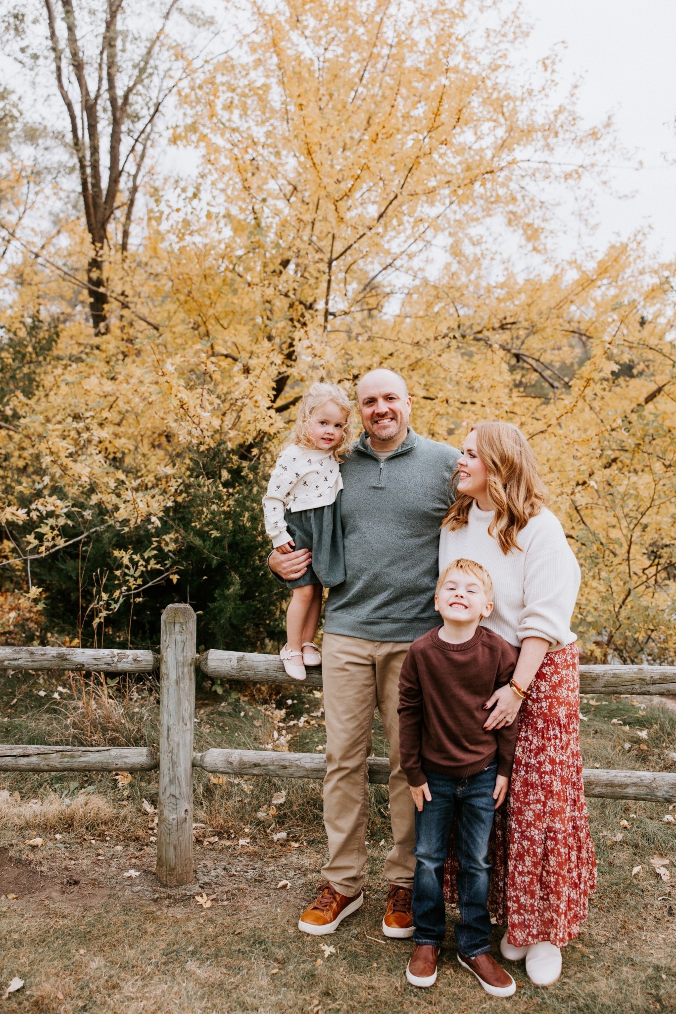 Family fall photo outfits

#LTKMens #LTKFamily #LTKKids