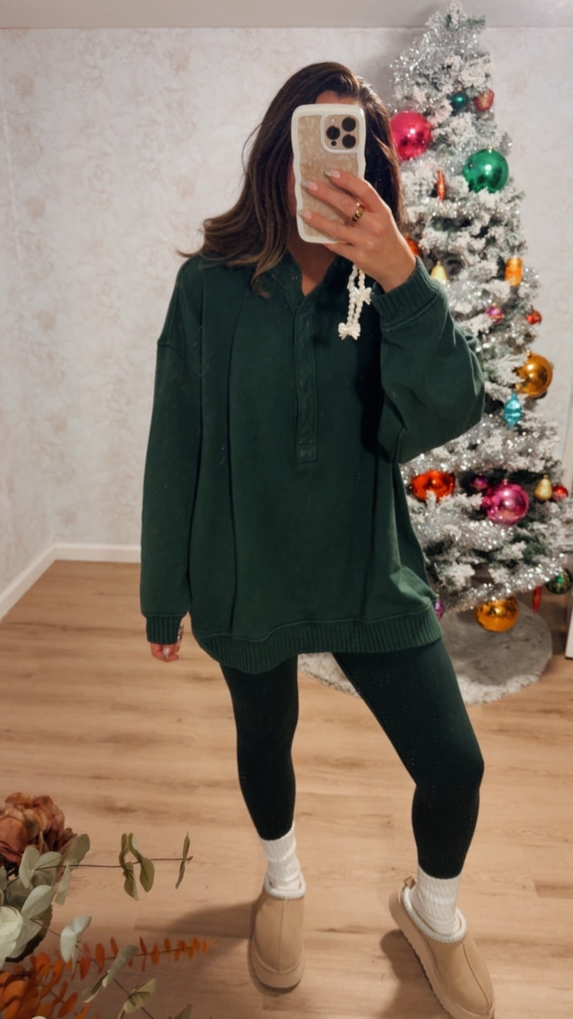 I sized up in sweatshirt to large • leggings I’m wearing small 

#LTKFindsUnder50 #LTKSaleAlert #LTKActive