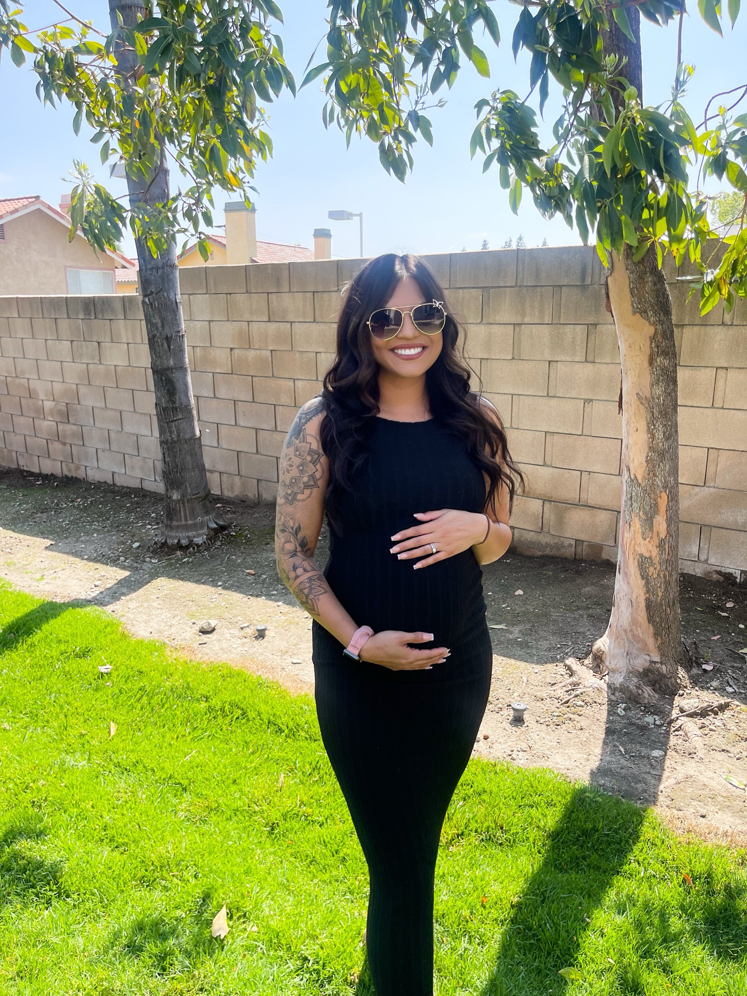 Long black dress / perfect for pregnancy 
Size medium 


#LTKBump #LTKBaby #LTKFamily