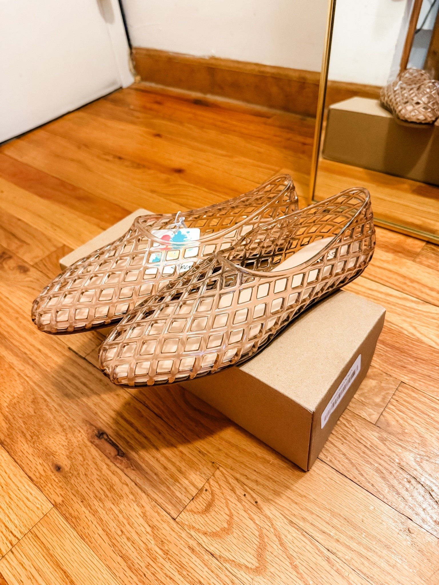 Amazon $29 jelly flats!