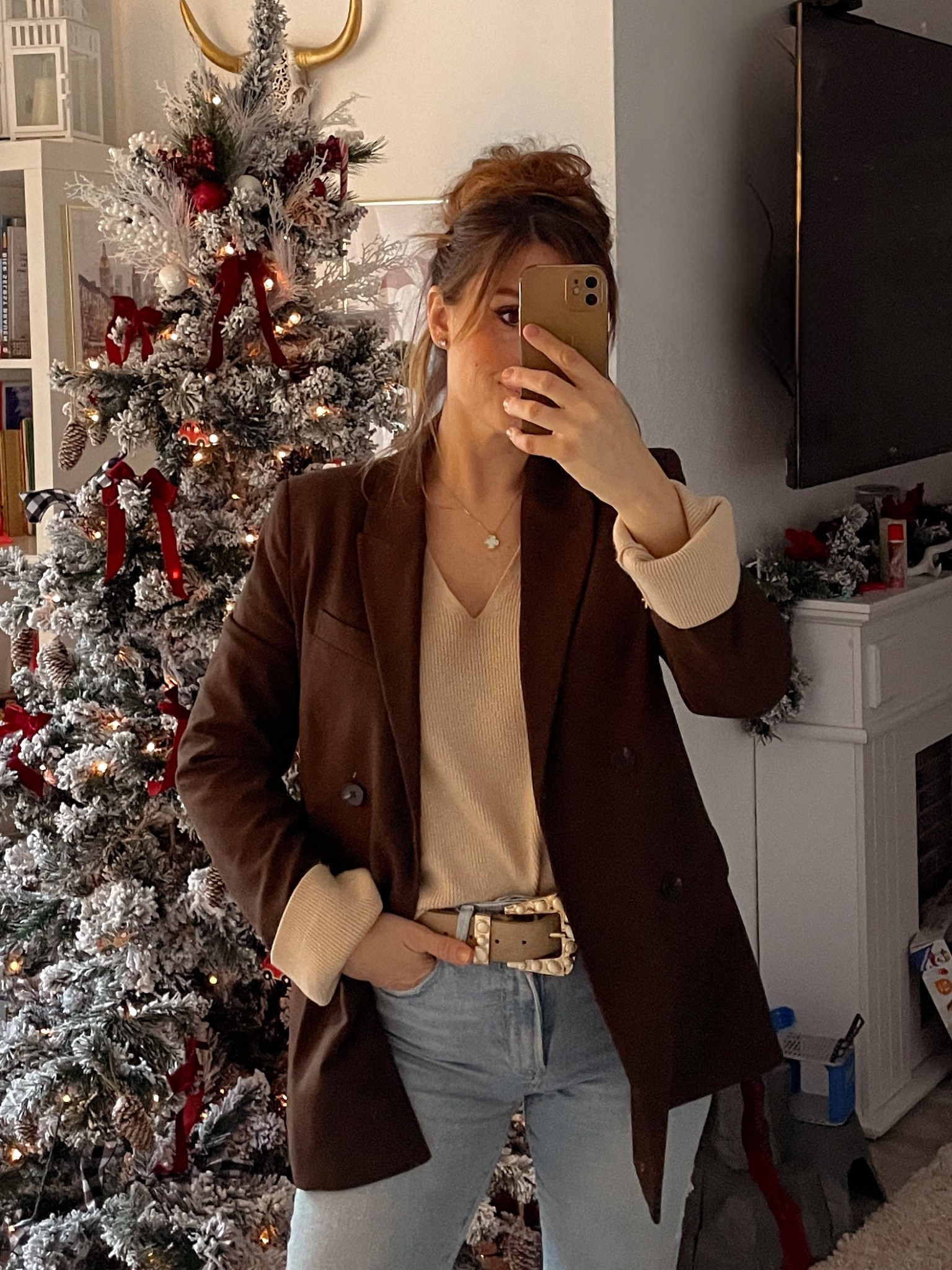 Ein brauner Blazer sollte in keinem
Schrank fehlen ❤️

#LTKworkwear #LTKstyletip #LTKdeutschland