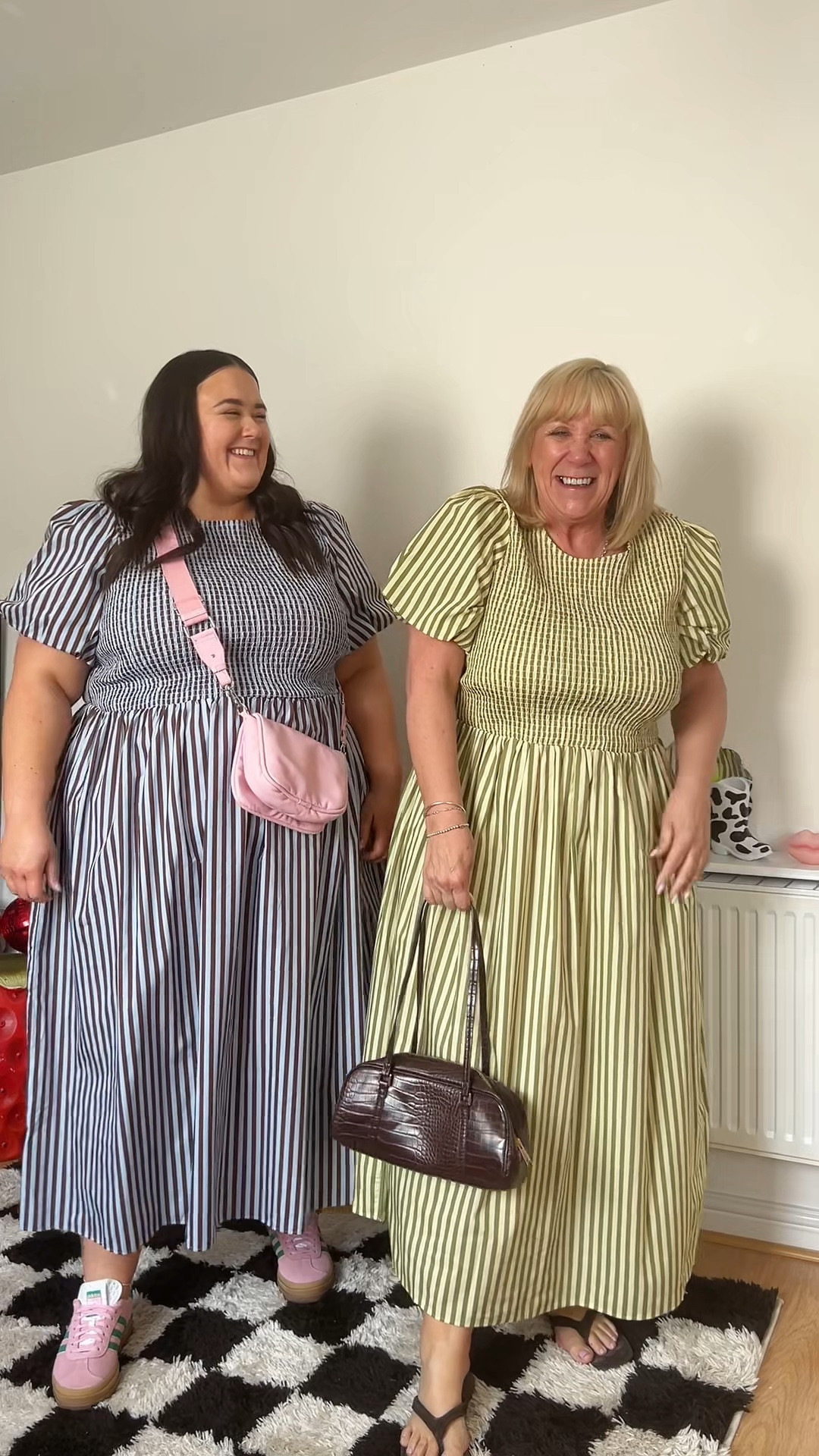 A dress you need for your wardrobe! How gorgy is this.  Which colour is your fav!!??!?
