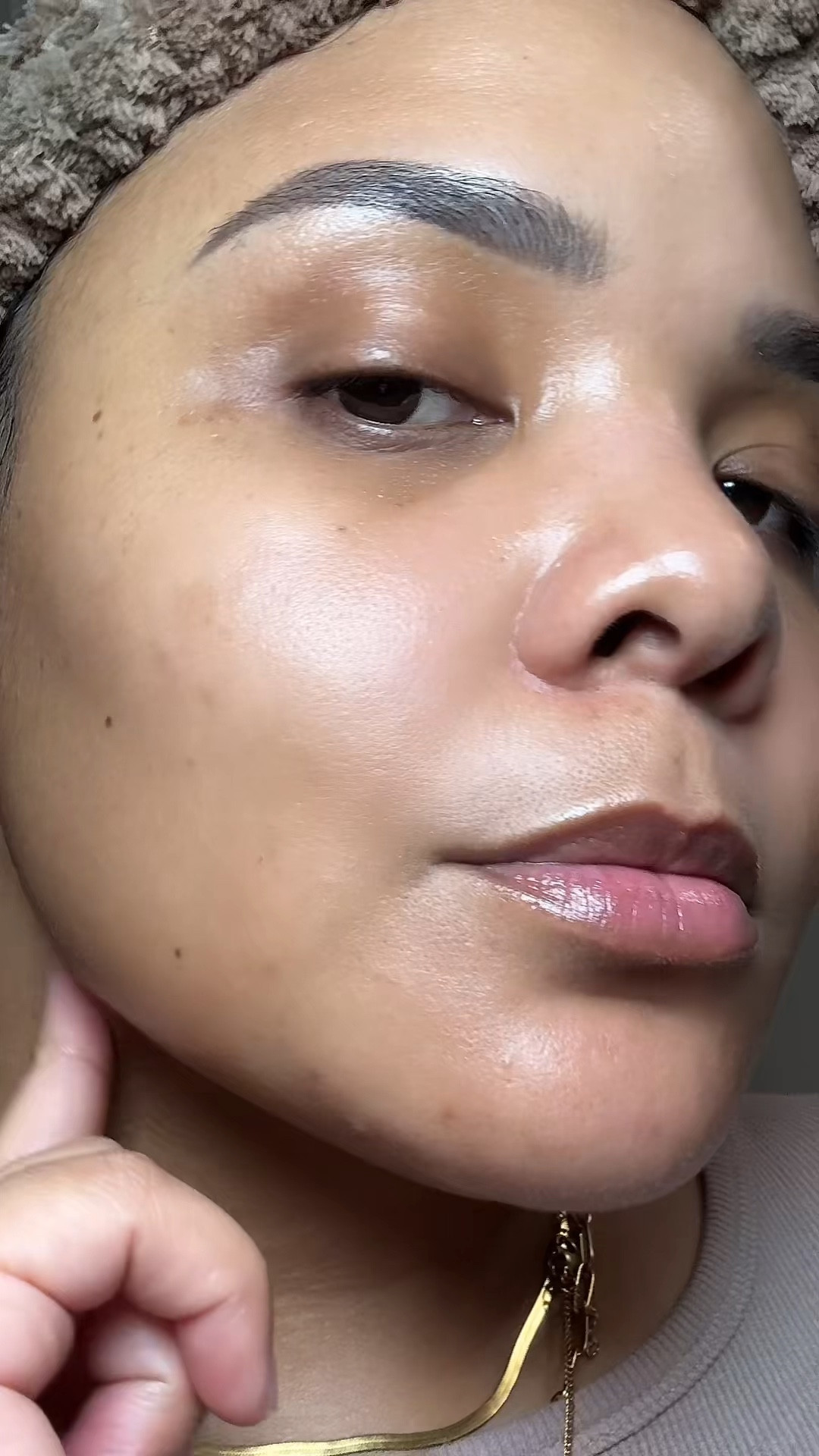 "Piel hidratada + glow inmediato
Este ampoule de colágeno se siente ligero pero deja la piel súper suave ya
firme
"Me encantó cómo deja la piel
@sungbooneditor_latam