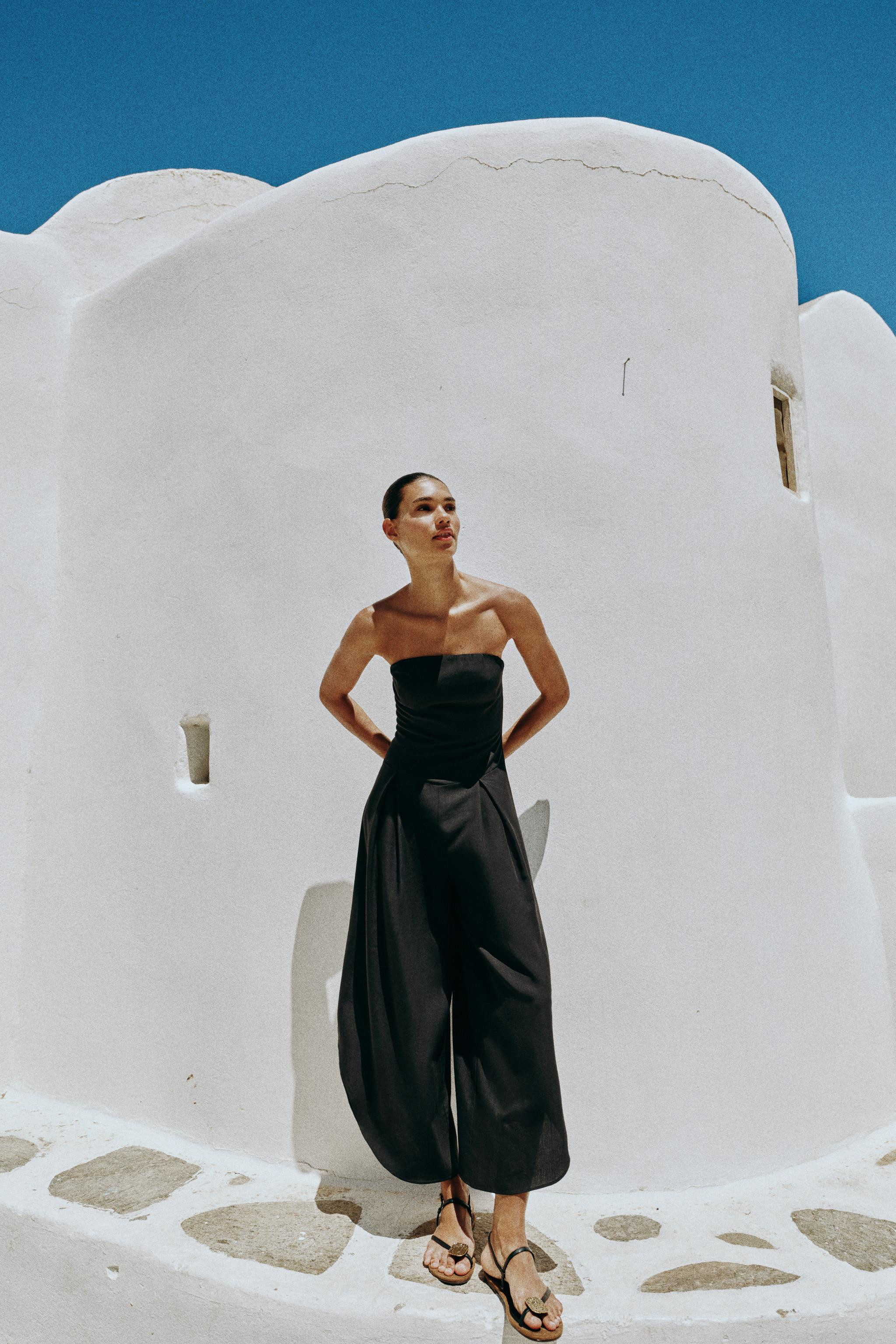 MIDI STRAPLESS JUMPSUIT | Zara US