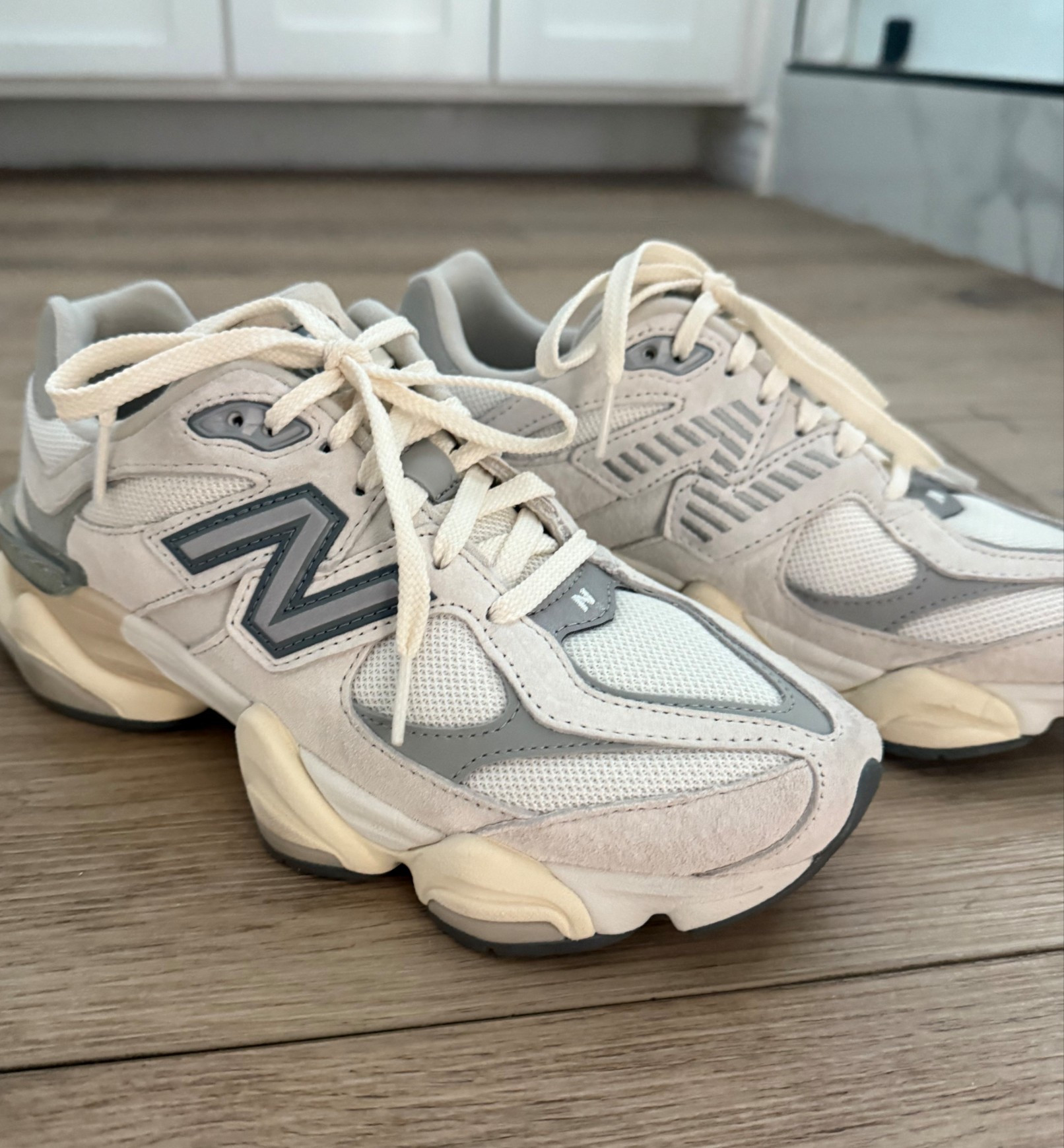 The most comfortable workout/everyday sneakers new balance 9060 they are tts!

#shoes #workout #cuteworkoutoutfits #newbalance #nordstrom

#LTKMens #LTKWorkwear #LTKShoeCrush