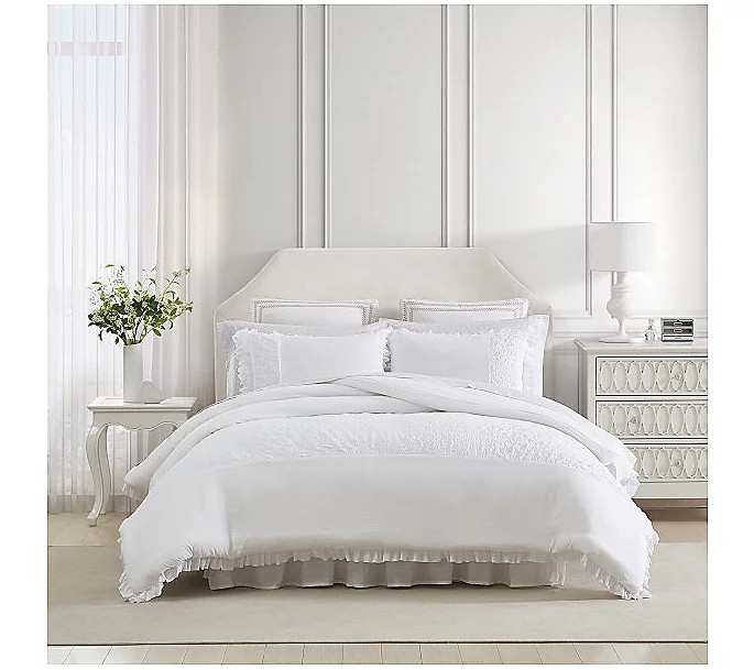 Laura Ashley Eyelet Ruffle Microfiber White Kin g Comforter Sha | QVC