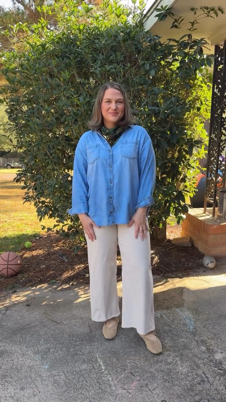 Sunday #ootd! I was back at our church for the first time in a few weeks and it felt so good to be home 🥰⛪️🙏🏼 #church #jesuslovesyou