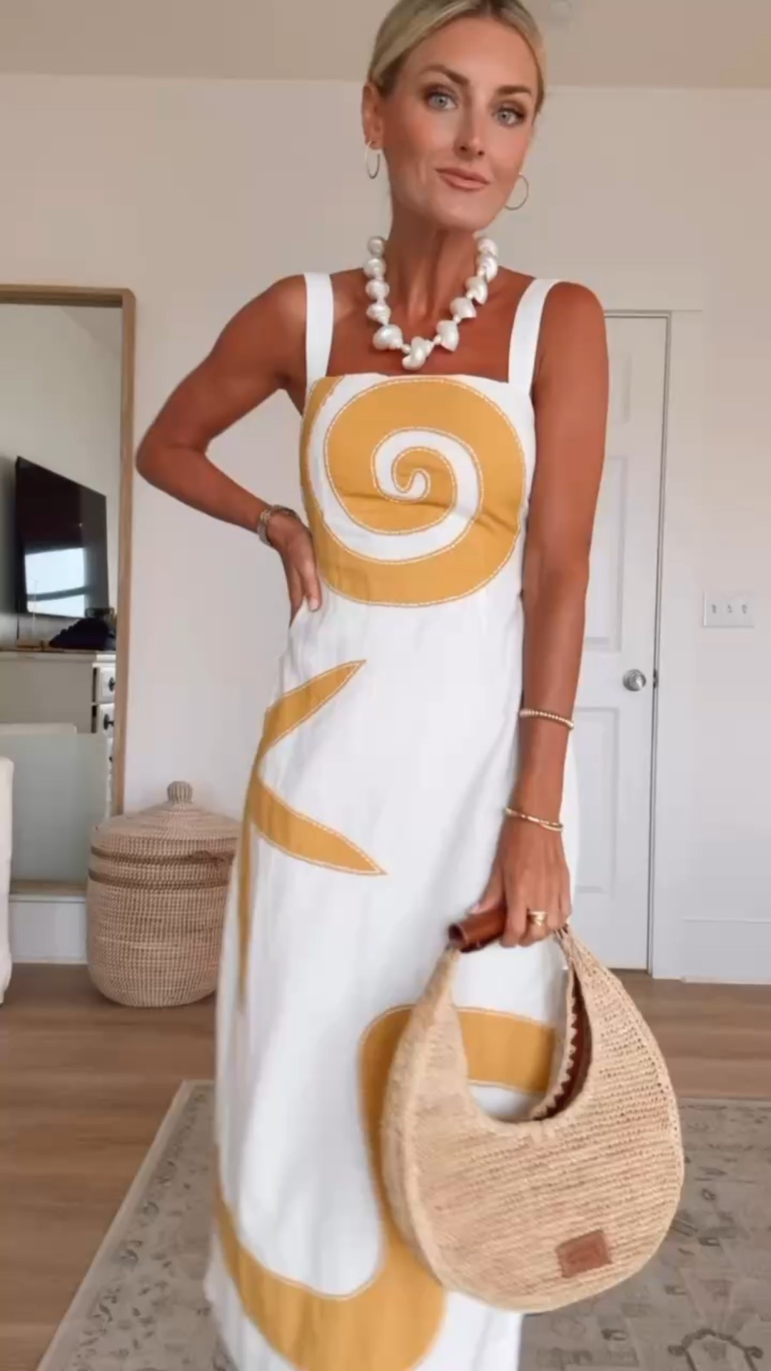 Love this dress! Wearing XS!

Loverly Grey, resort wear, summer dress, vacation dress 

#LTKSeasonal #LTKSummerEdit