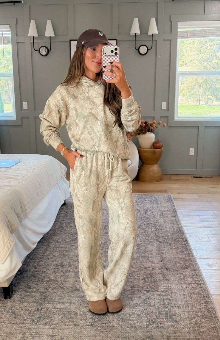 The ultimate cool mom 🤎

#walmart