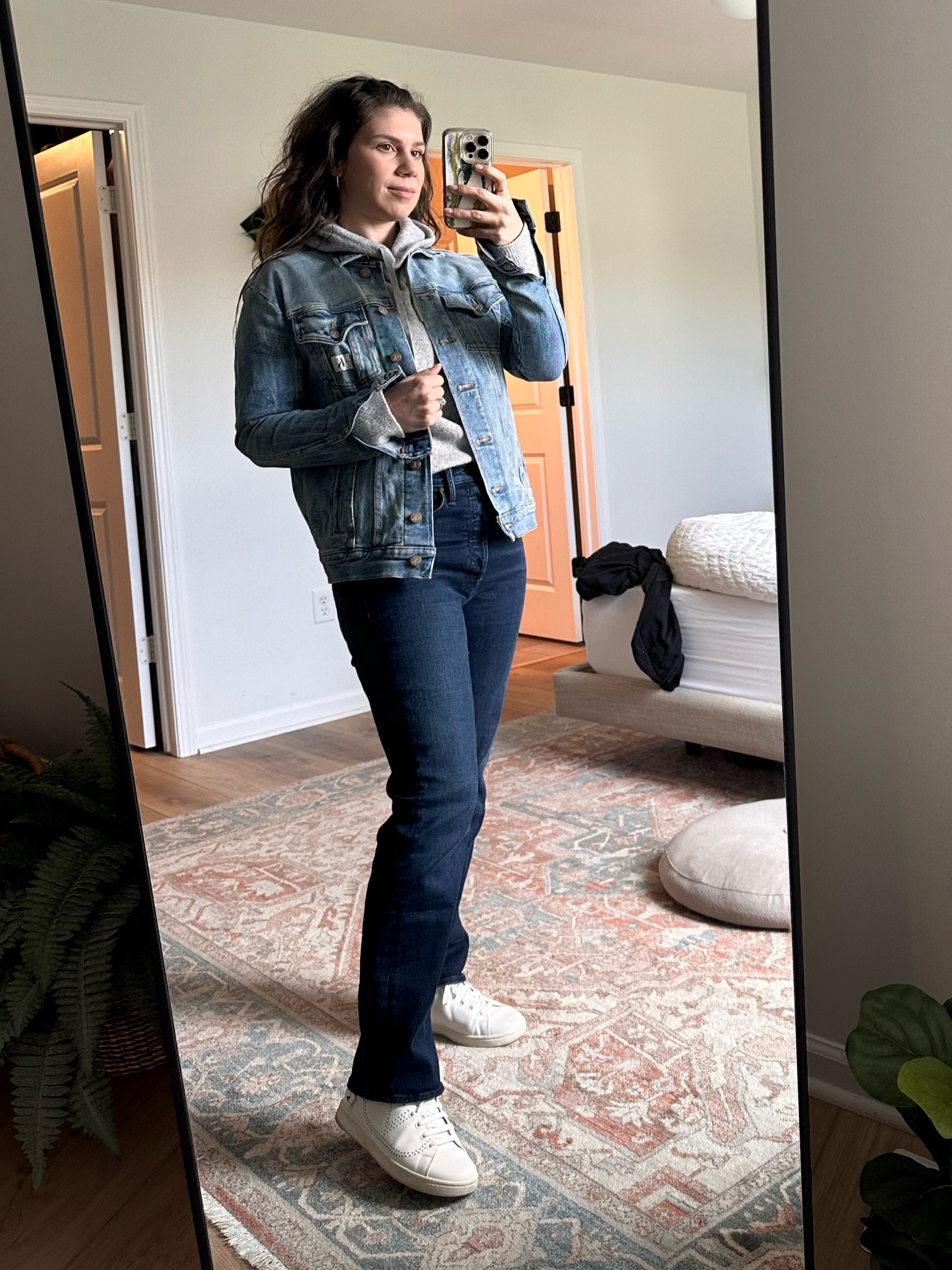 They say this would be a Canadian tuxedo 💁‍♀️ Mother jeans with vintage Calvin Klein jacket and Valentino sneakers 👍🏼 perfect casual running errands fall outfit!
#denim on denim #jacket #jeans #falloutfit 

#LTKSeasonal #LTKtravel #LTKshoecrush