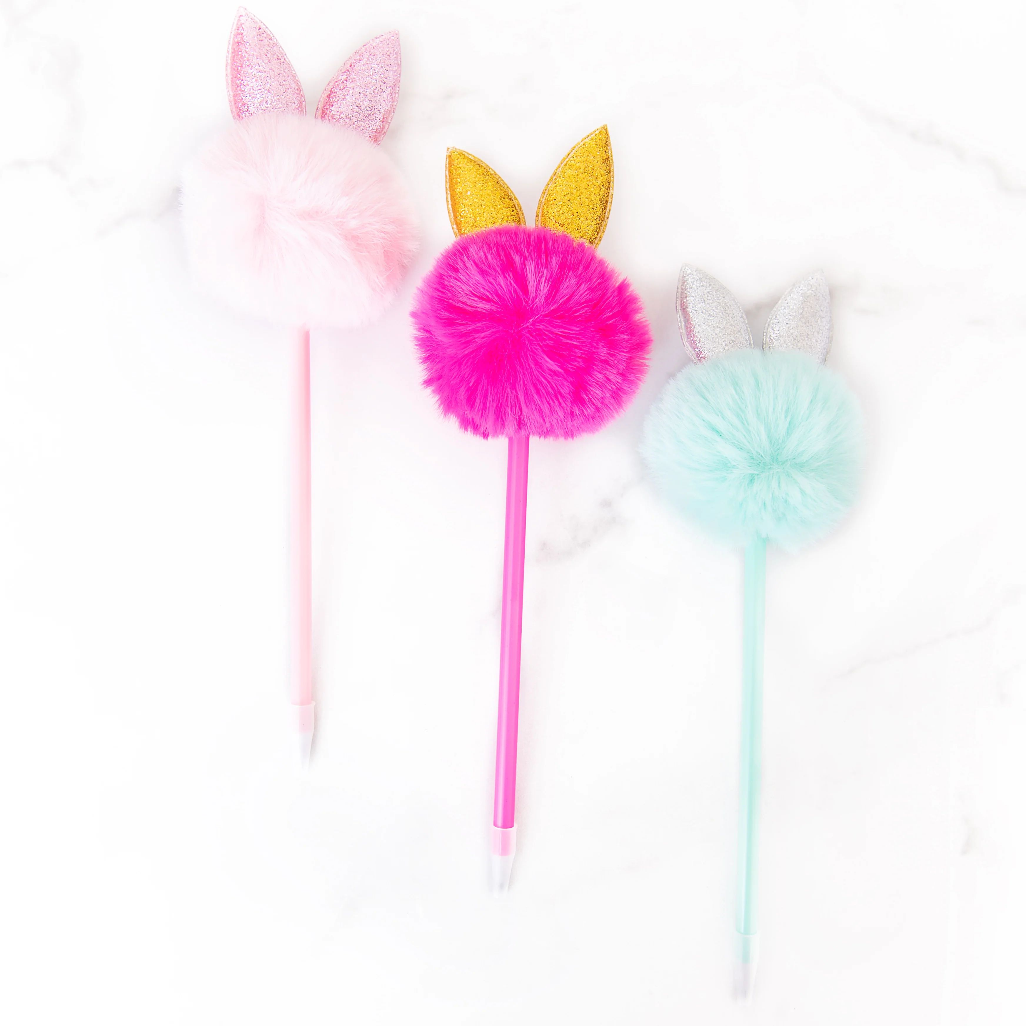 Fluffy Bunny Pen | Golden Thread