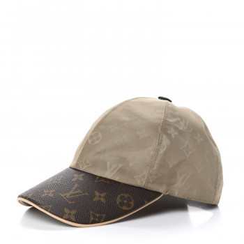 LOUIS VUITTON

Monogram Cap Ou Pas Cap M Beige | Fashionphile