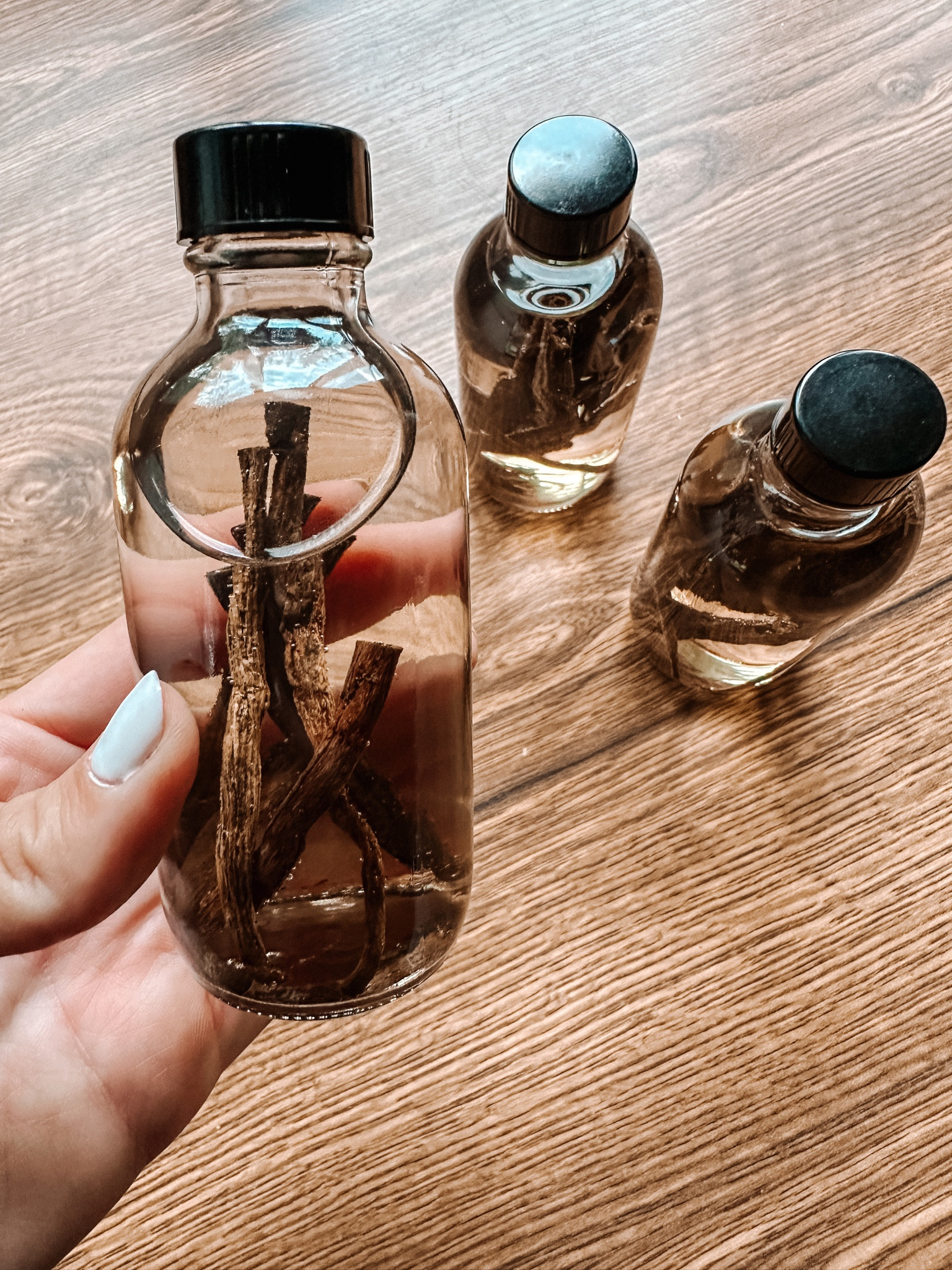 The best homemade, DIY Christmas present in my opinion for moms, mother in laws, grandmas, sisters, or aunts is vanilla extract! All you need is vanilla beans, vodka, and glass bottles to store it in! The bottles are currently on sale for Black Friday. You can grab the vanilla beans and bottles directly from Amazon. 

#LTKhome #LTKsalealert #LTKGiftGuide