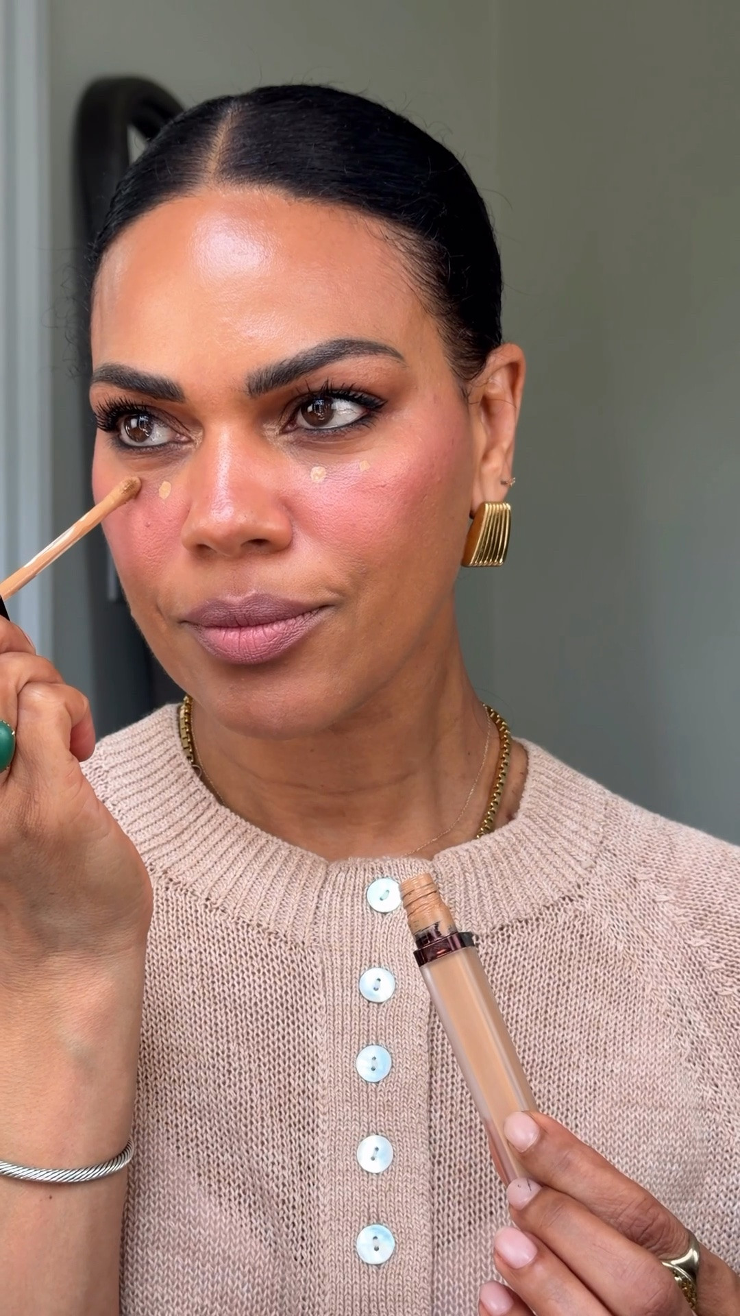 I learn a lot from the 20 and 30 year olds but at 50 I usually can’t follow their protocol for long wearing makeup if I want it to look good in real life 😭 Here’s what I do for a quick long lasting makeup that doesn’t look dry or cakey on 50 year old skin :) 

Eyes & Brows:
Rare Beauty brow gel 
NARS eye primer 
Urban decay eyeliner /mascara intense black 
Benefit brow pencil - 05

Complexion:
Danessa Myricks Blurring Balm & spray 
Charlotte Tilbury flawless filter- 6
Merit Minimalist Stick - Burlwood & Cacao
Bobbi brown Corrector Stick - Dark Peach
Hourglass concealer - Flax 8
Huda setting powder -banana bread 

Blush & Lips 
Patrick Ta blush - Just Enough
Patrick Ta lip tint - cookie butter

Brushes:
Sephora Pro Shadow Brush #15, #56
Patrick Ta Dual Ended Blush Brush
Sephora Pro Concealer Brush #71
Sephora Pro Foundation Brush #47
Hourglass powder brush
Shu Uemura eyelash curler

#LTKBeauty #LTKgrwm #LTKOver40