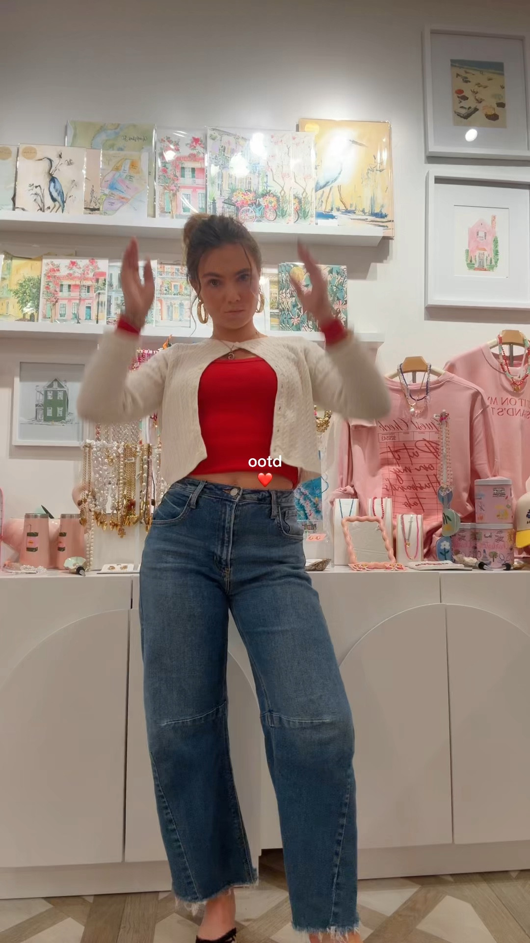 ootd 12/21 ❤️
sweater : brandy melville
shoes : chinese laundry 
jewelry: alfred & lu 
jeans : just black denim 