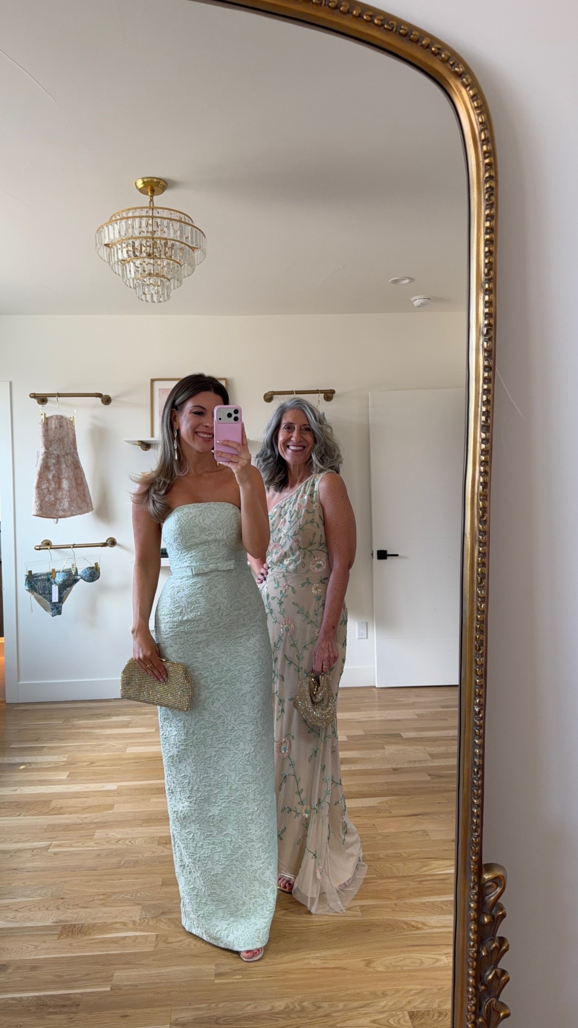 Mom and me wedding guest and formal event dresses mint green and one should floral dress

Vici code: emerson30

I sized down to a 0 
Mom wears a medium/6

Wedding guest
Formal event
Black tie
Strapless
Floral
Tulle
Mother of the bride
Special occasion 

#LTKWedding #LTKgrwm #LTKSeasonal