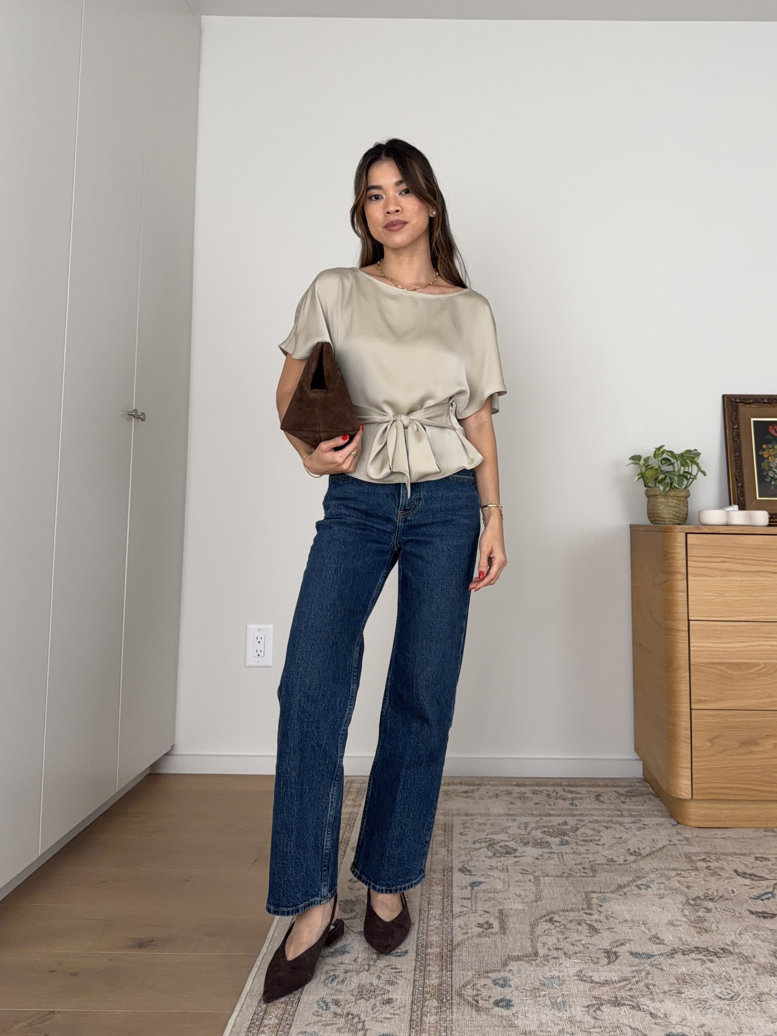Such a stunning top from @Aritzia!

Sizing info:
-Abercrombie High Rise 90s Relaxed Jeans (Size 23 Extra short in Dark Wash)
-Aritzia Ginger Satin Blouse (Size XS in Marcona Beige)

Aritzia Fall New Arrivals, Aritzia Sweaters, Aritzia best sellers, best pieces from Aritzia for petite, what pants from Aritzia will fit if youre petite, Petite style guide, how to dress if you’re petite, Petite style, petite fashion, mom outfit, mom style, petite pants, petite outfit ideas, petite outfits, best pants for petite, petite denim, Fall style, Fall outfits, vacation outfits, denim for petite, satin top,

#LTKootd #LTKSeasonal #LTKWorkwear