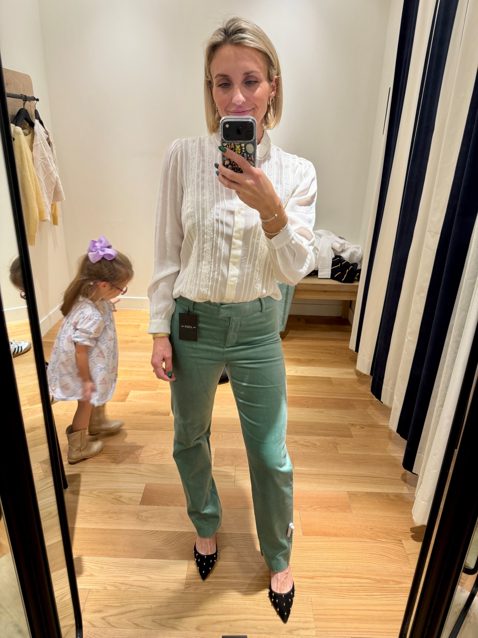 The perfect green velvet pants 

#LTKdayinmylife #LTKootd #LTKSaleAlert