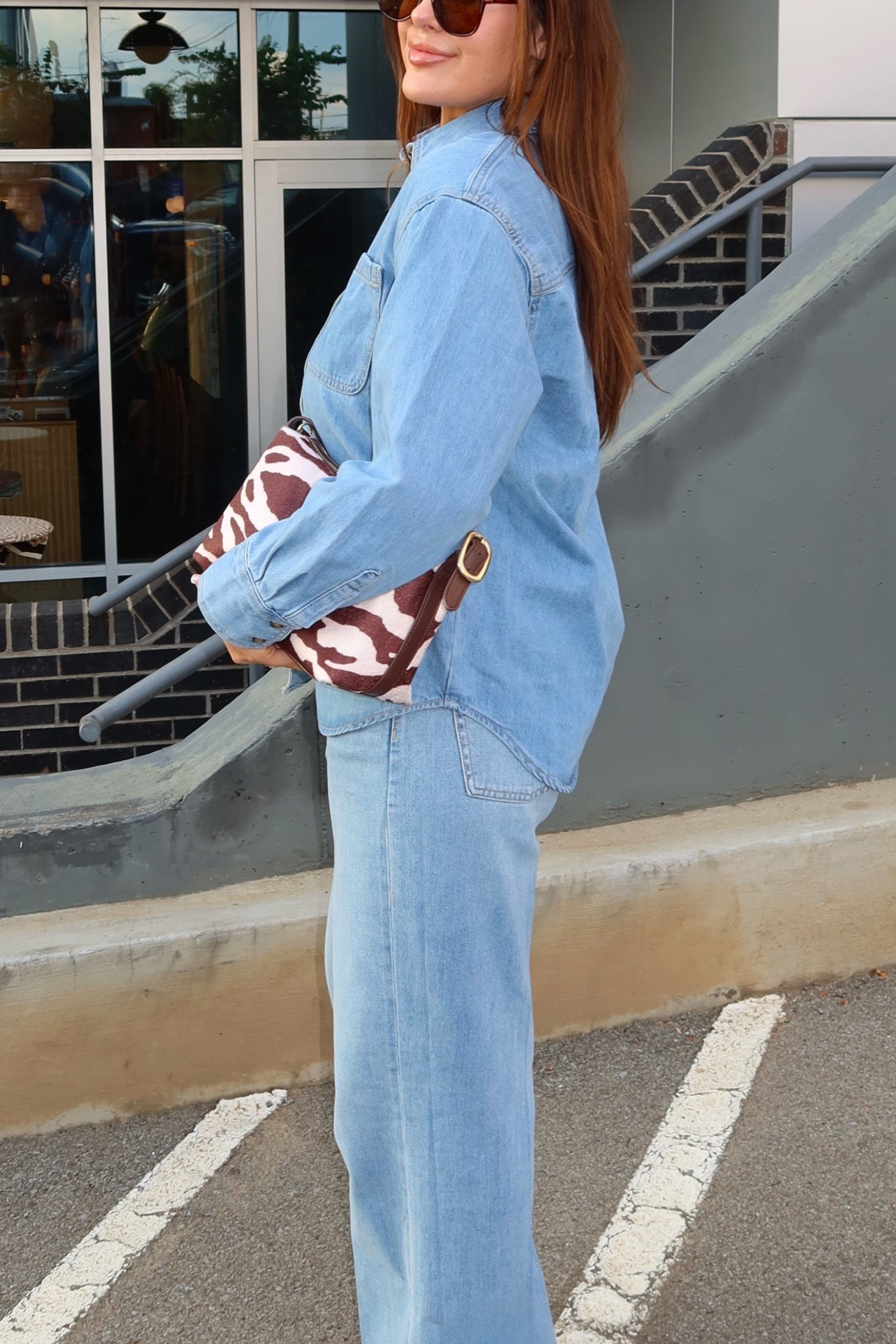 Denim on denim outfit wearing large top and 12 denim 🤎

#LTKgrwm #LTKootd #LTKMidsize