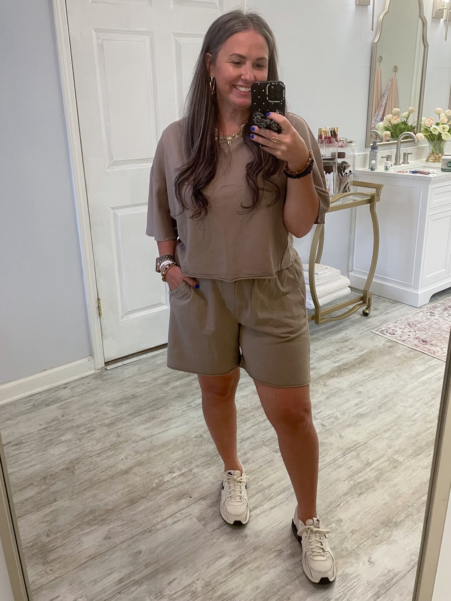 Cutie set with the besttt length shorts for those who like more coverage🤎🤎

Both pieces are perfect as separates too🙌🏼

#LTKSummerEdit #LTKOver40 #LTKSeasonal