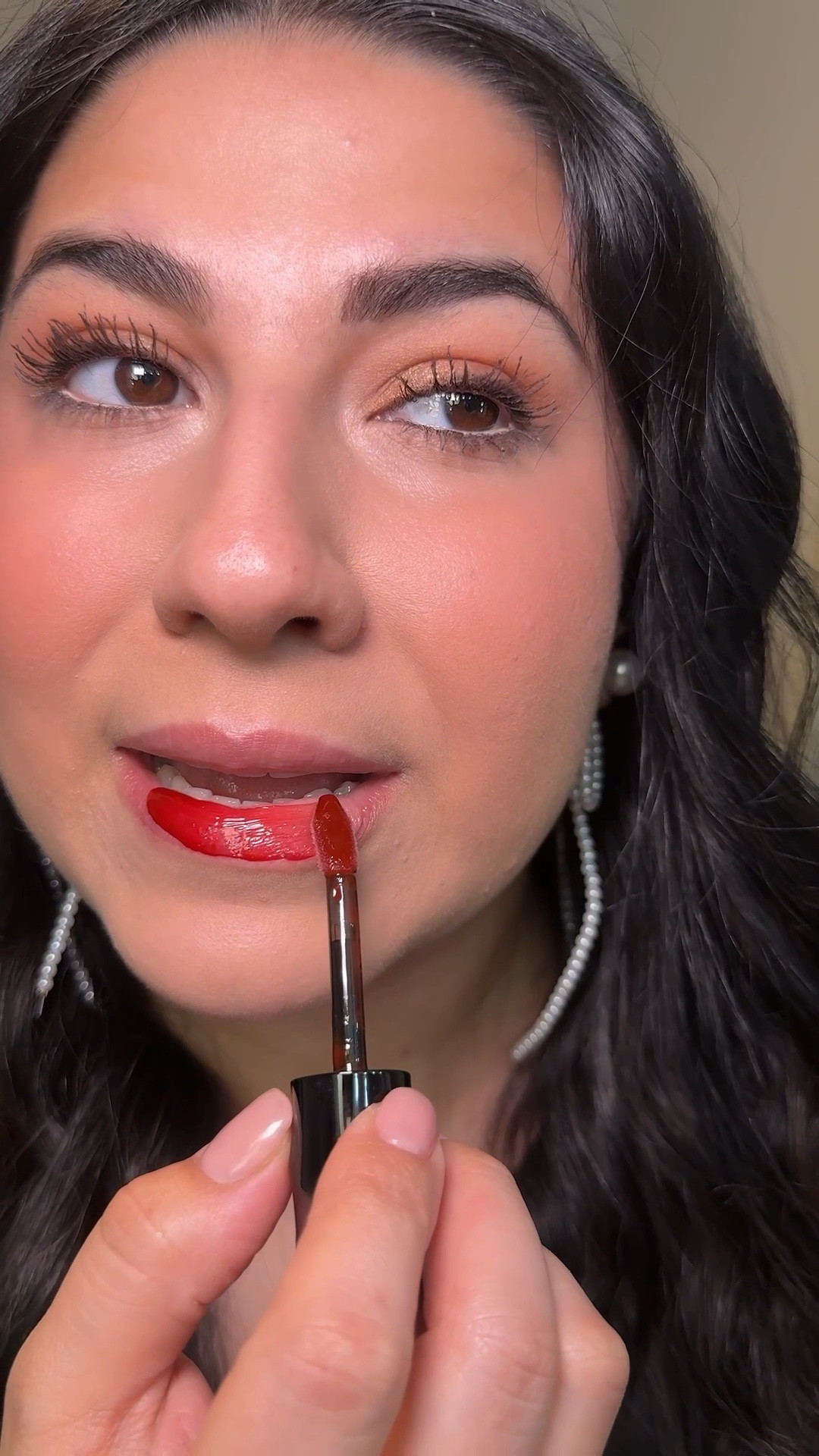 This is your sign to upgrade your lip gloss @Timephoria US Store 3D Plumping Lip Gloss = glass-like shine, zero stick, and lips that actually look fuller & juicy!! #newyearnewme #lipgloss #smoothinggloss #3Dlipgloss #redlip #timephoria 
#plumpinglipgloss 