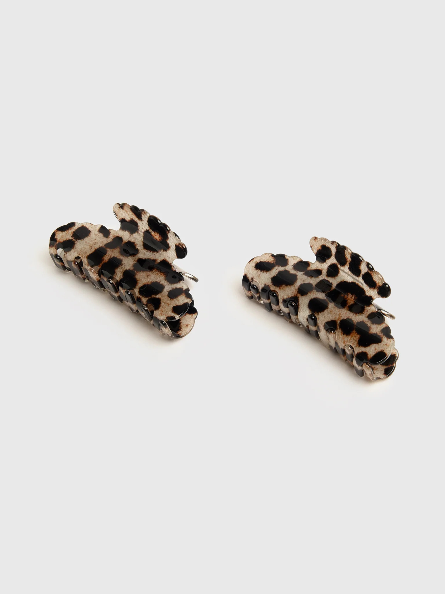 LOEFFLER RANDALL
                      
                     Yuri Leopard Hair Clip Set | Saint Bernard