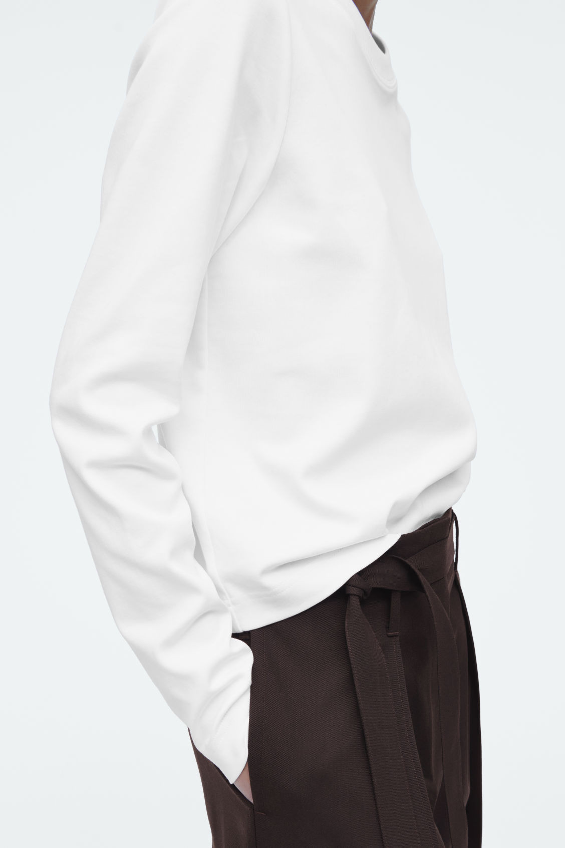 CLEAN CUT REGULAR LONG-SLEEVED T-SHIRT | COS UK