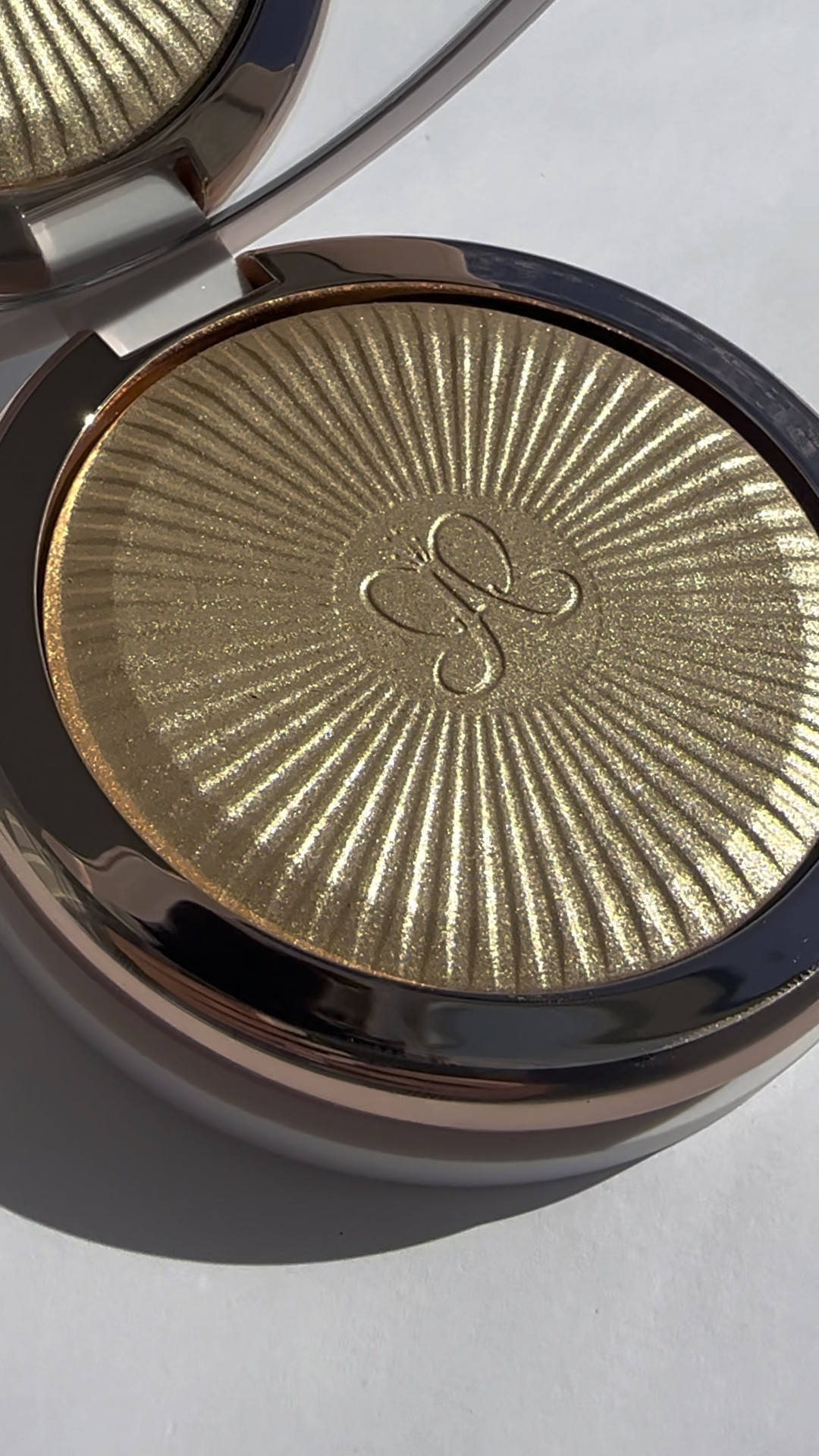The newest addition by Anastasia Beverly Hills is absolutely gorgeous! This can be used wet or dry & it has a very smooth blend. Pro tip- to use it wet, you can spray your highlighter brush then gently dip it into the highlighter. Can be used on face, décolleté, shoulders, chest, ect for that extra glowww! 

#LTKbeauty #LTKVideo #LTKHoliday