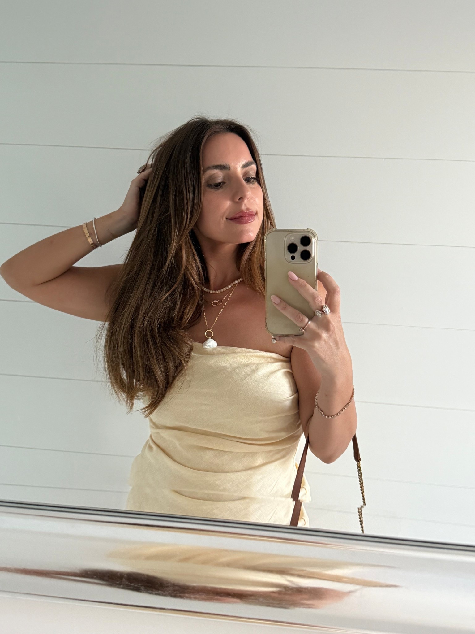 Butter yellow date night in Nantucket ☀️