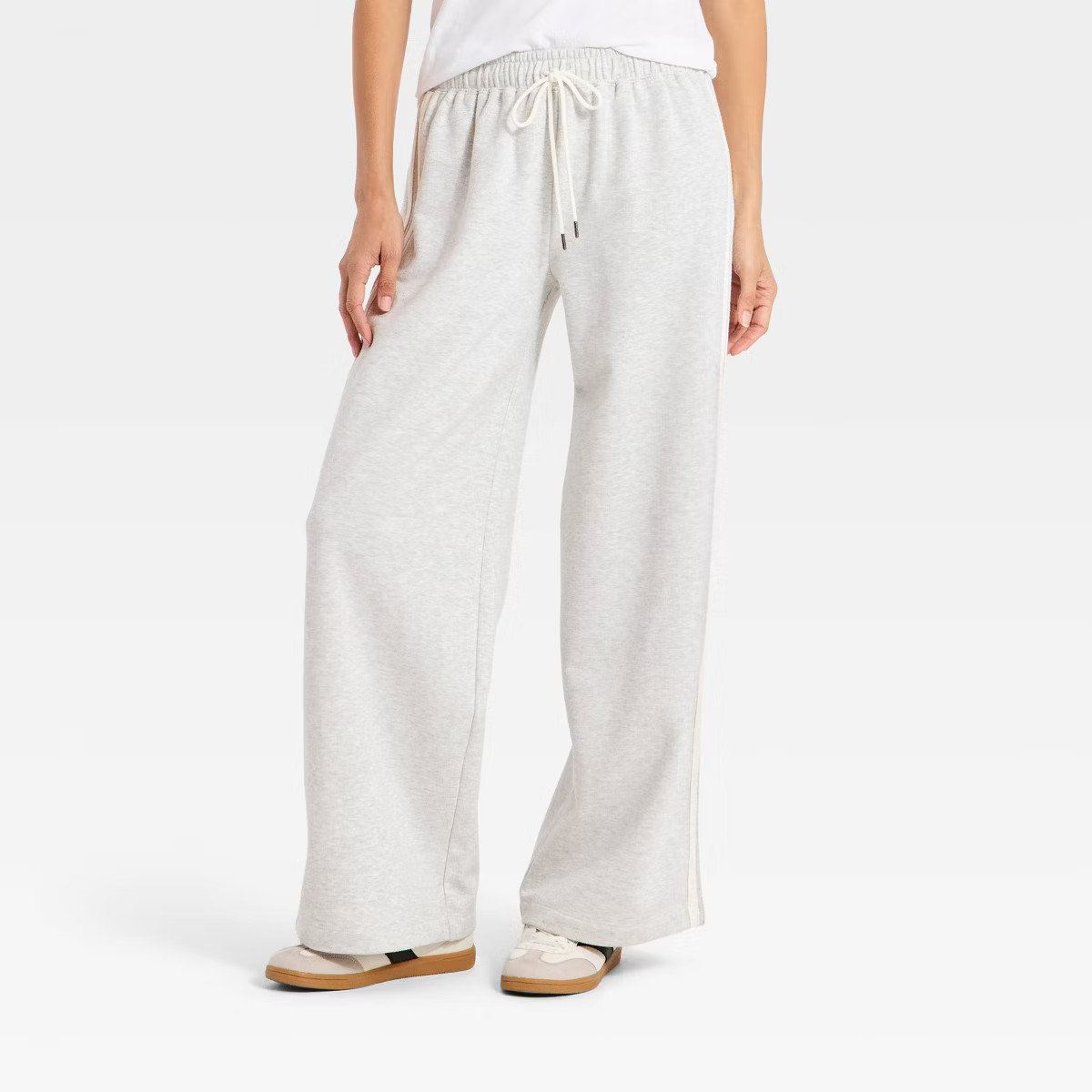 Women's Mid-Rise Straight Leg Track Sweatpants - Universal Thread™ | Target