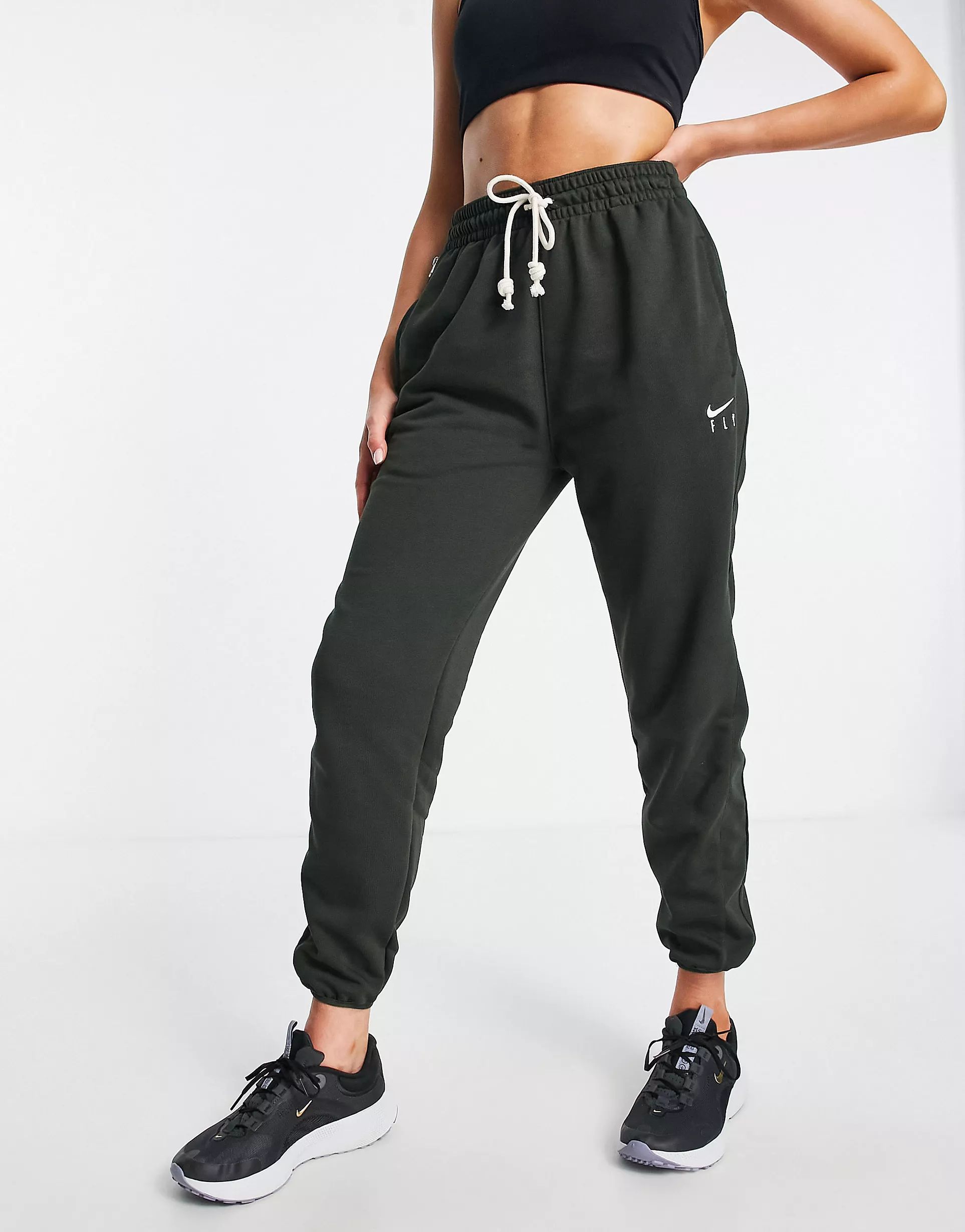 Nike Basketball Dri-FIT sweatpants in black | ASOS (Global)