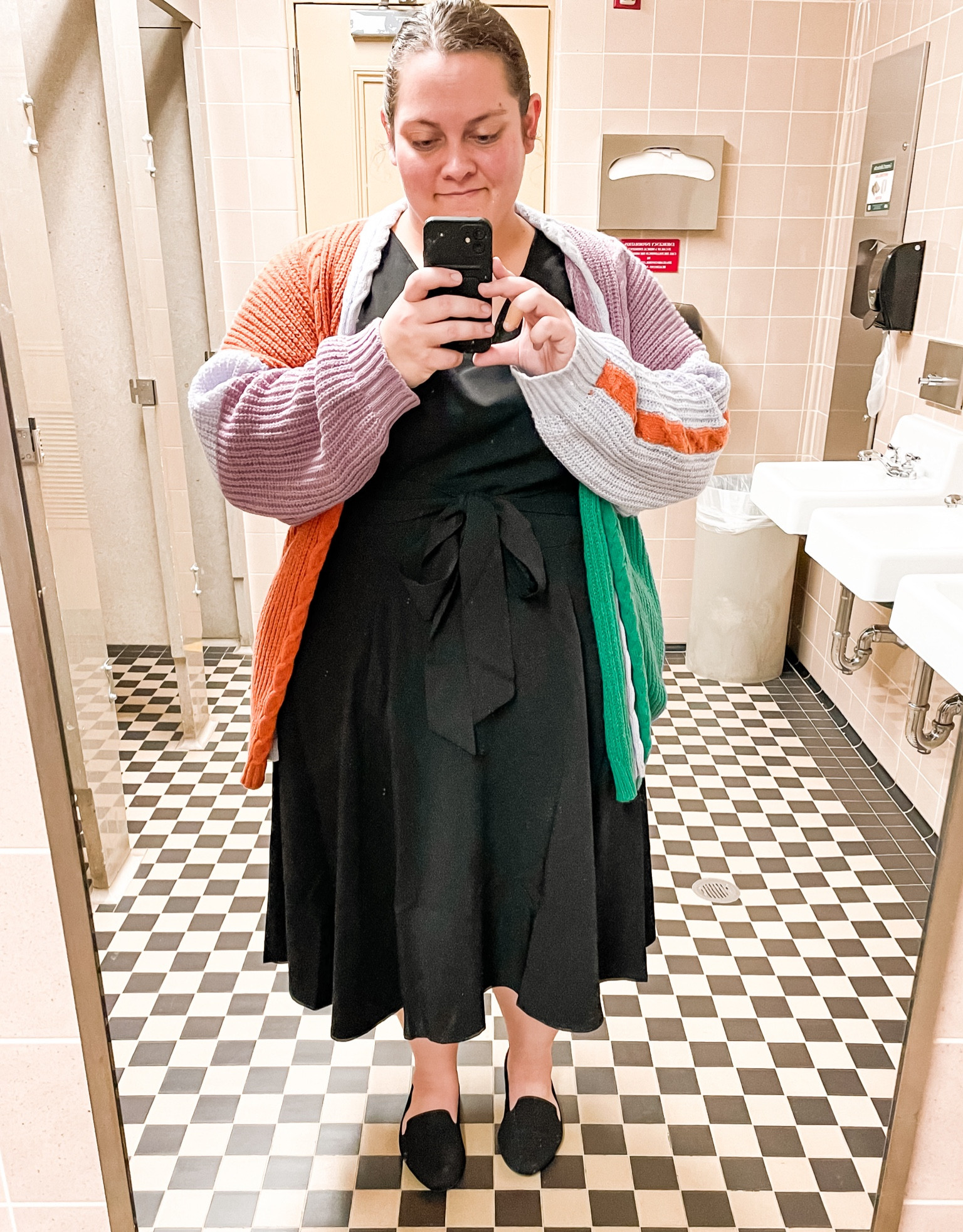 Plus-size dress, work wear, business casual, black dress, office wear

#LTKplussize #LTKworkwear