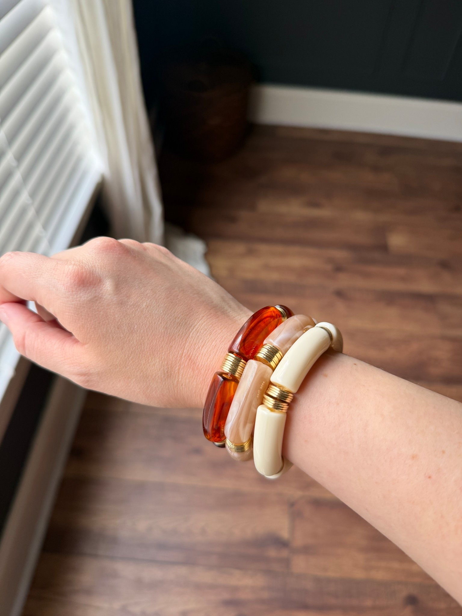 The cutest bangles on sale! 

Amazon finds, amazon jewelry

#LTKgrwm #LTKSaleAlert #LTKSeasonal