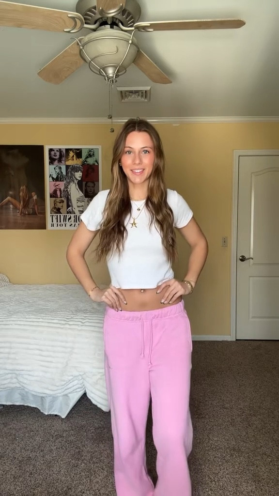 Bright spring outfit idea!
#loungewear #springoutfits

#LTKSpringSale 

#LTKootd #LTKSeasonal