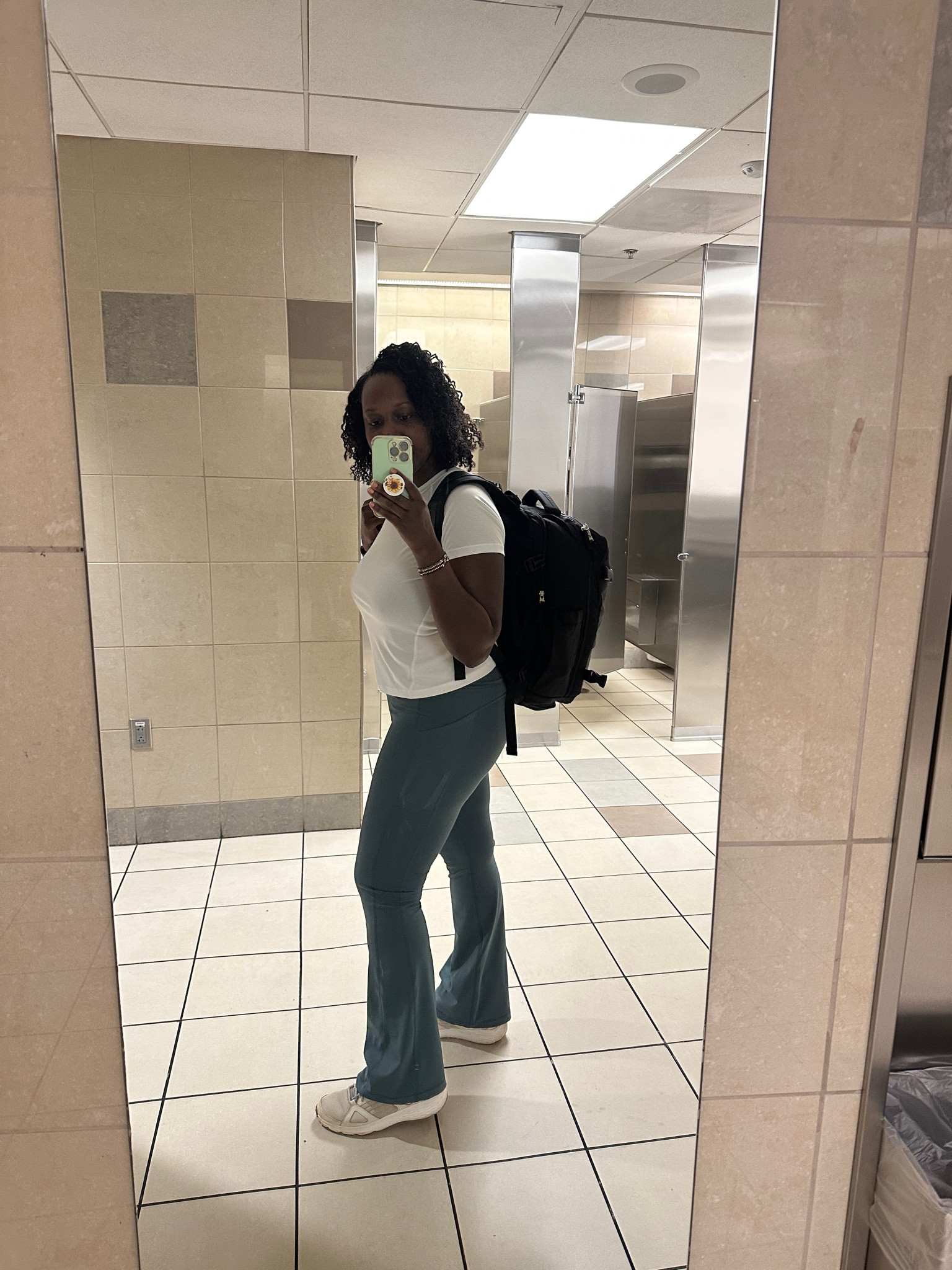 Airport fit

#LTKMidsize #LTKActive #LTKTravel