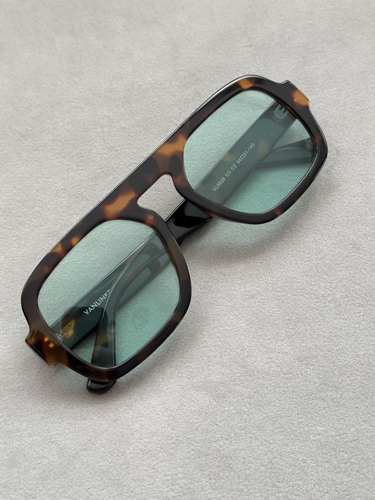 VANLINKER Retro Square Aviator Sunglasses for Women Men 70s Vintage Style Trendy Flat Top Rectang... | Amazon (US)