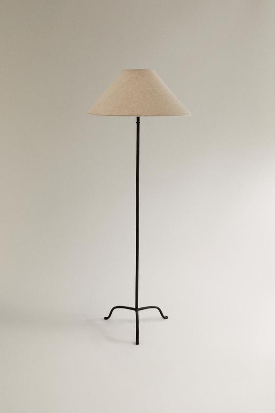 TRIPOD BASE FLOOR LAMP | Zara Canada