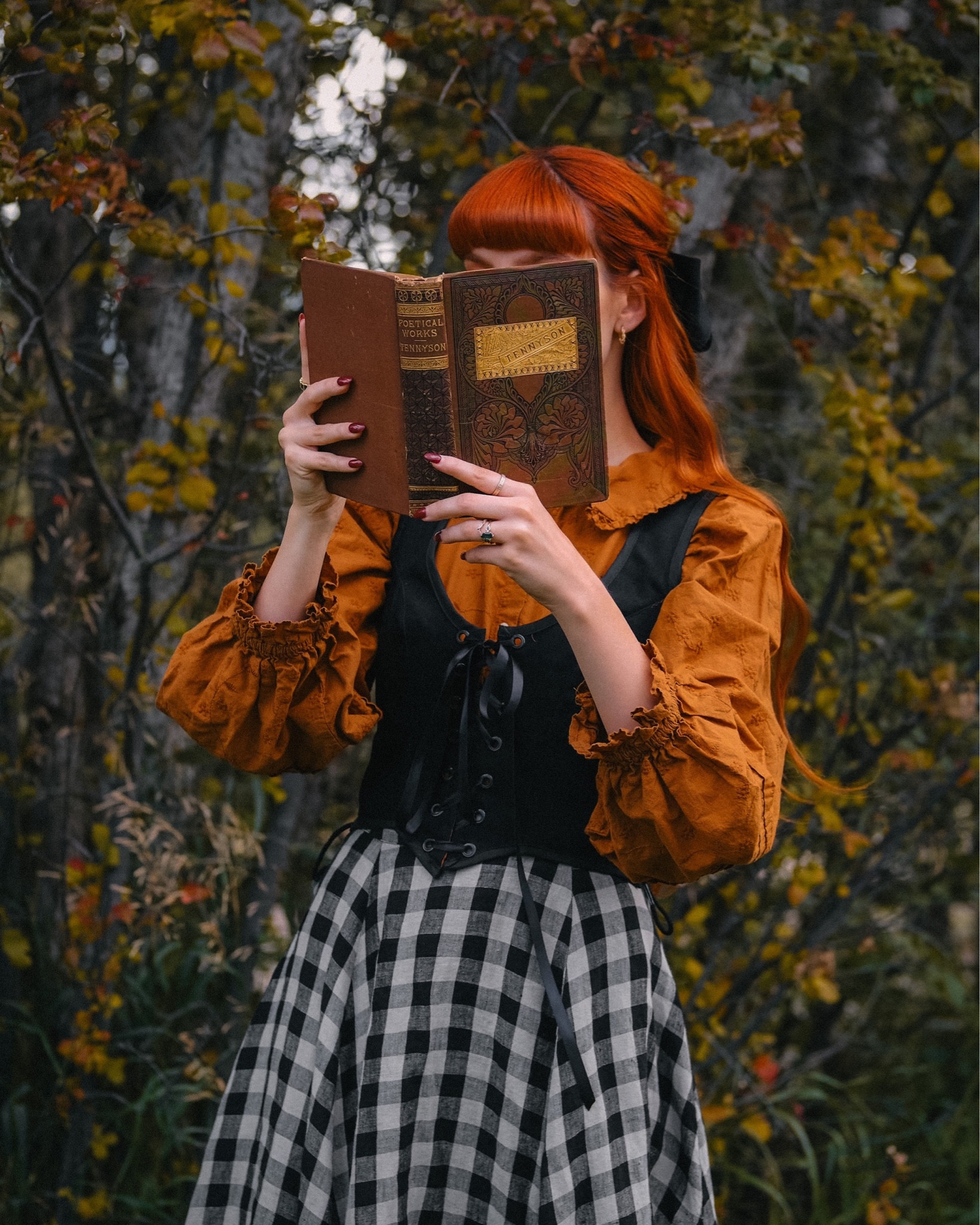 Vintage autumn ootd 🍁 
Fall fashion, fall outfit, midi skirt

#LTKHalloween #LTKfindsunder100 #LTKSeasonal