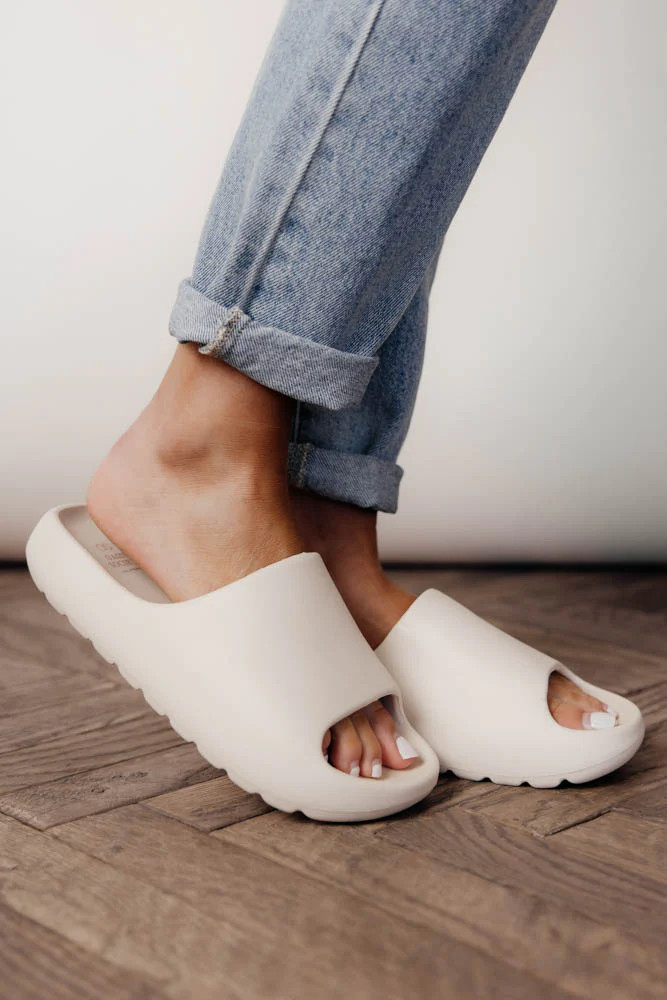 Wyatt Sandals in Beige - böhme | Böhme US