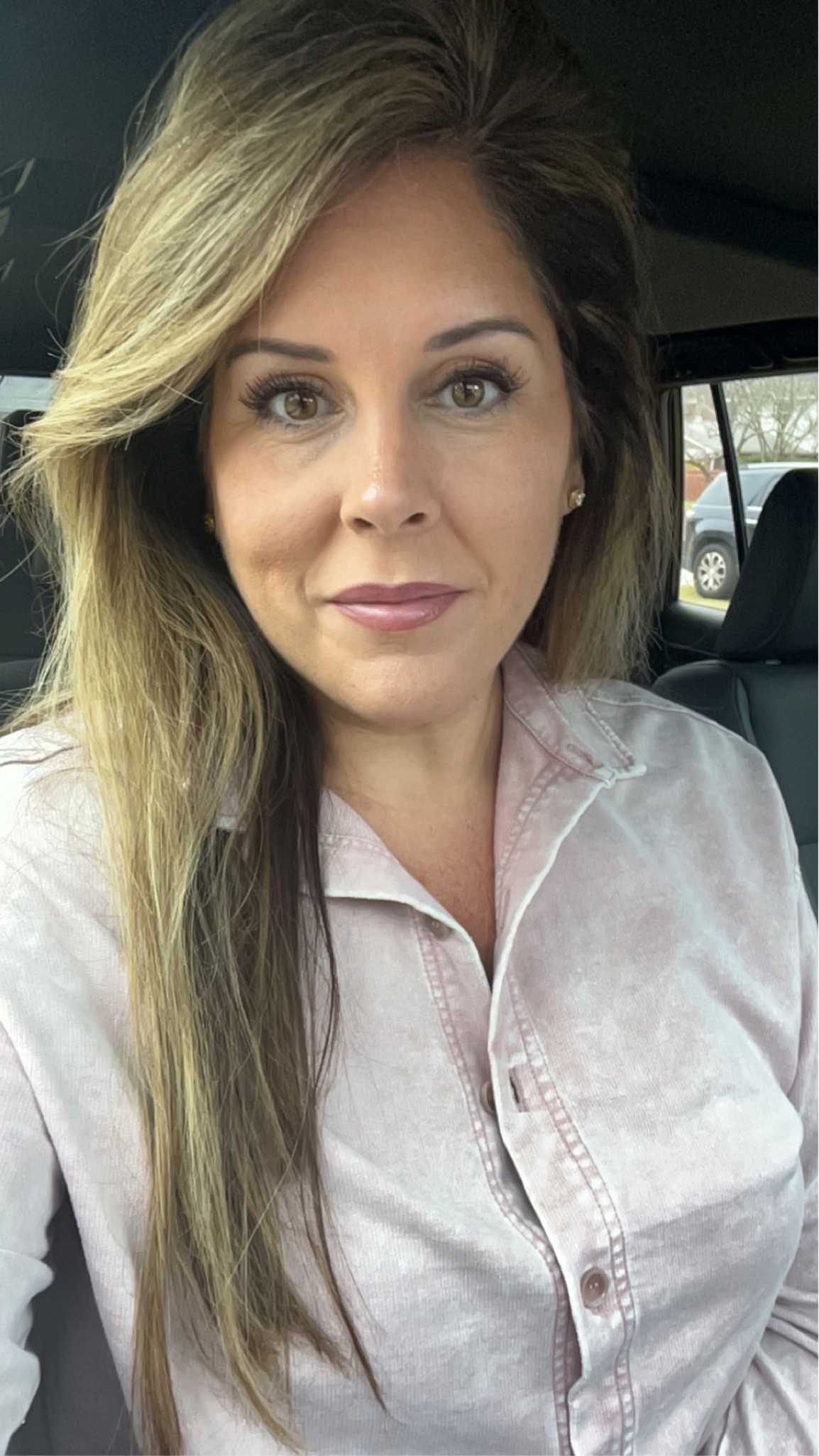 5 min face 💋 

#LTKover40 #LTKbeauty #LTKmidsize