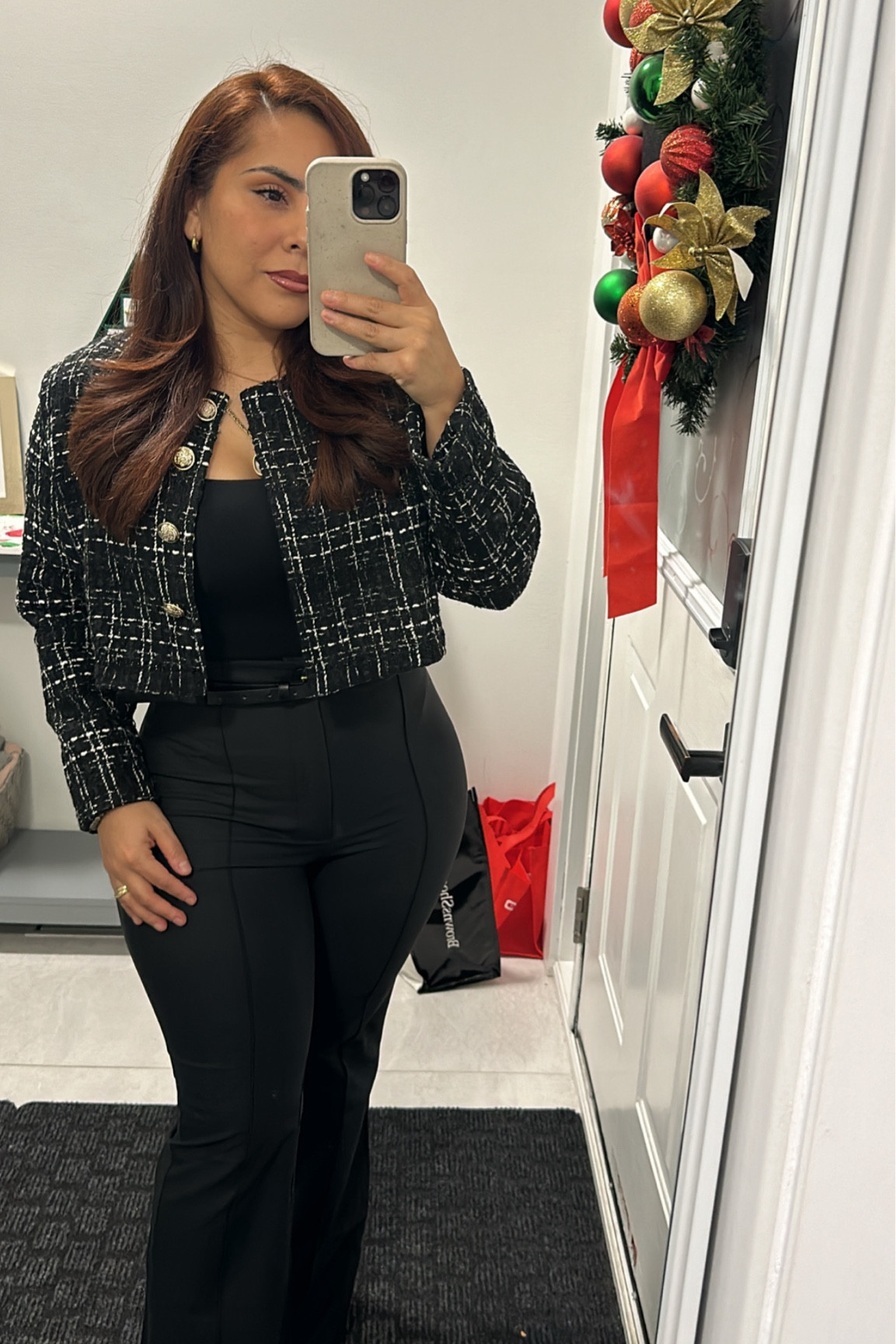 All black outfit with a touch of plaid crop jacket.

Shein | black bodysuit | crop plaid jacket | all black outfit | winter chic | chic outfit | date night outfit 

#LTKcurves #LTKwinter #LTKstyletip