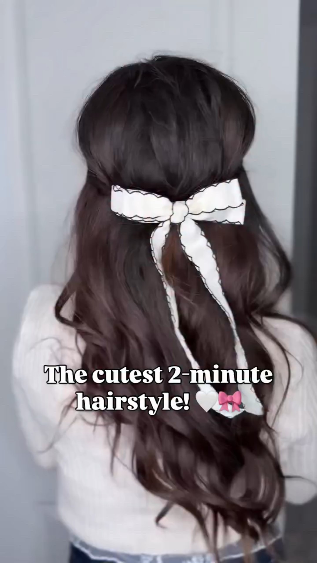 🎀Save for later & follow for more! Cute, simple,& takes 2 minutes! 🤍 This $6 bow makes it look like you actually tried 😉 Tag your bestie who’d wear this & comment SHOP for the link! 😘 

⠀⠀⠀⠀⠀⠀⠀⠀⠀
#hairstyletutorial #easyhairstyle #hairinspo #hairideas #hairreel #hairtutorial #hairstyleinspo #quickhairstyle
#easyhairideas #bowhairclip