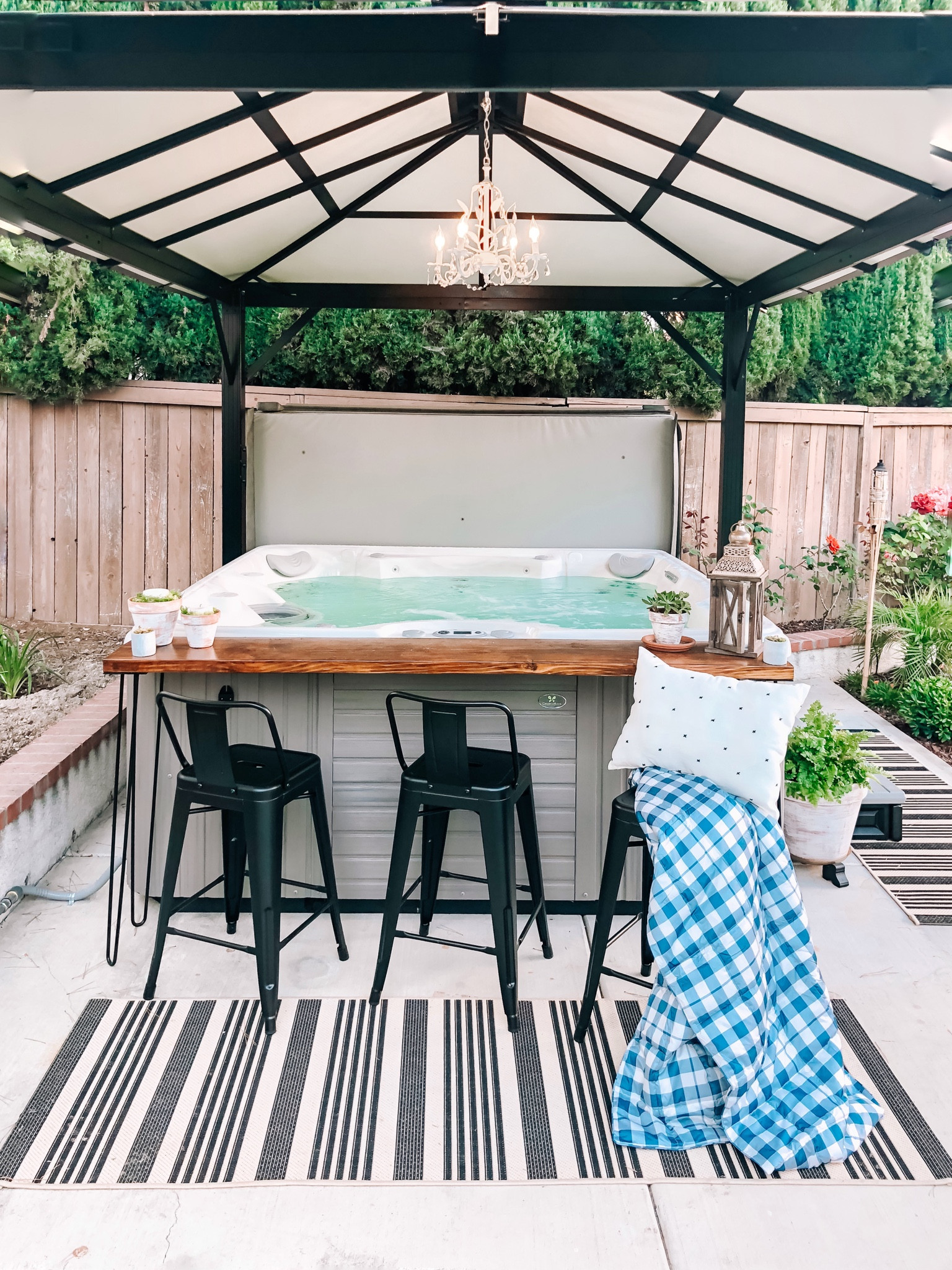 Dreaming of summer nights 

#LTKhome #LTKstyletip