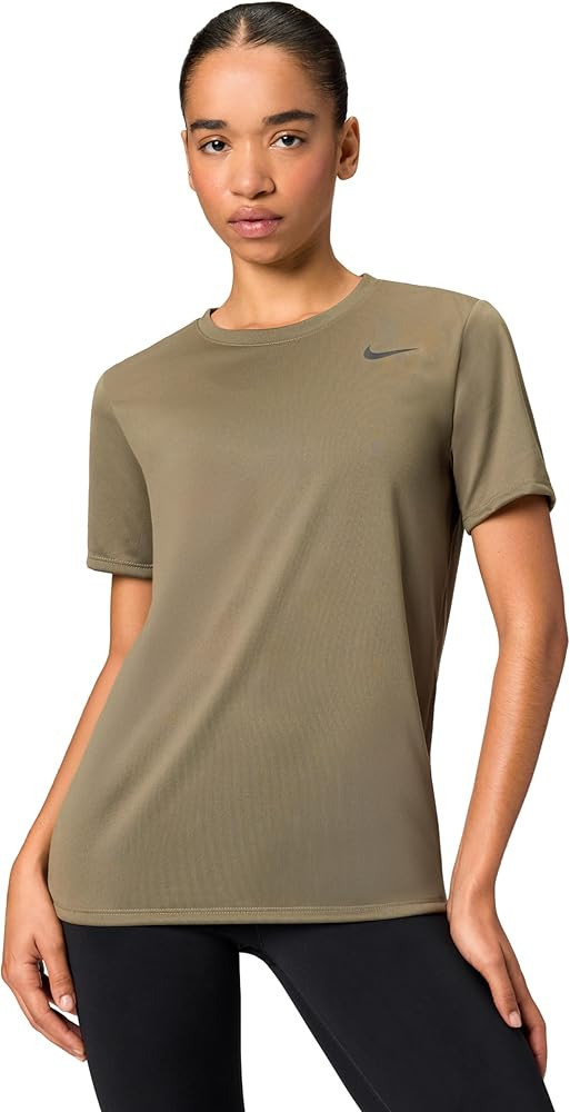 Amazon.com: Nike Women's Dri-Fit Legend T-Shirt, World Indigo/White, Large : Clothing, Shoes & Je... | Amazon (US)