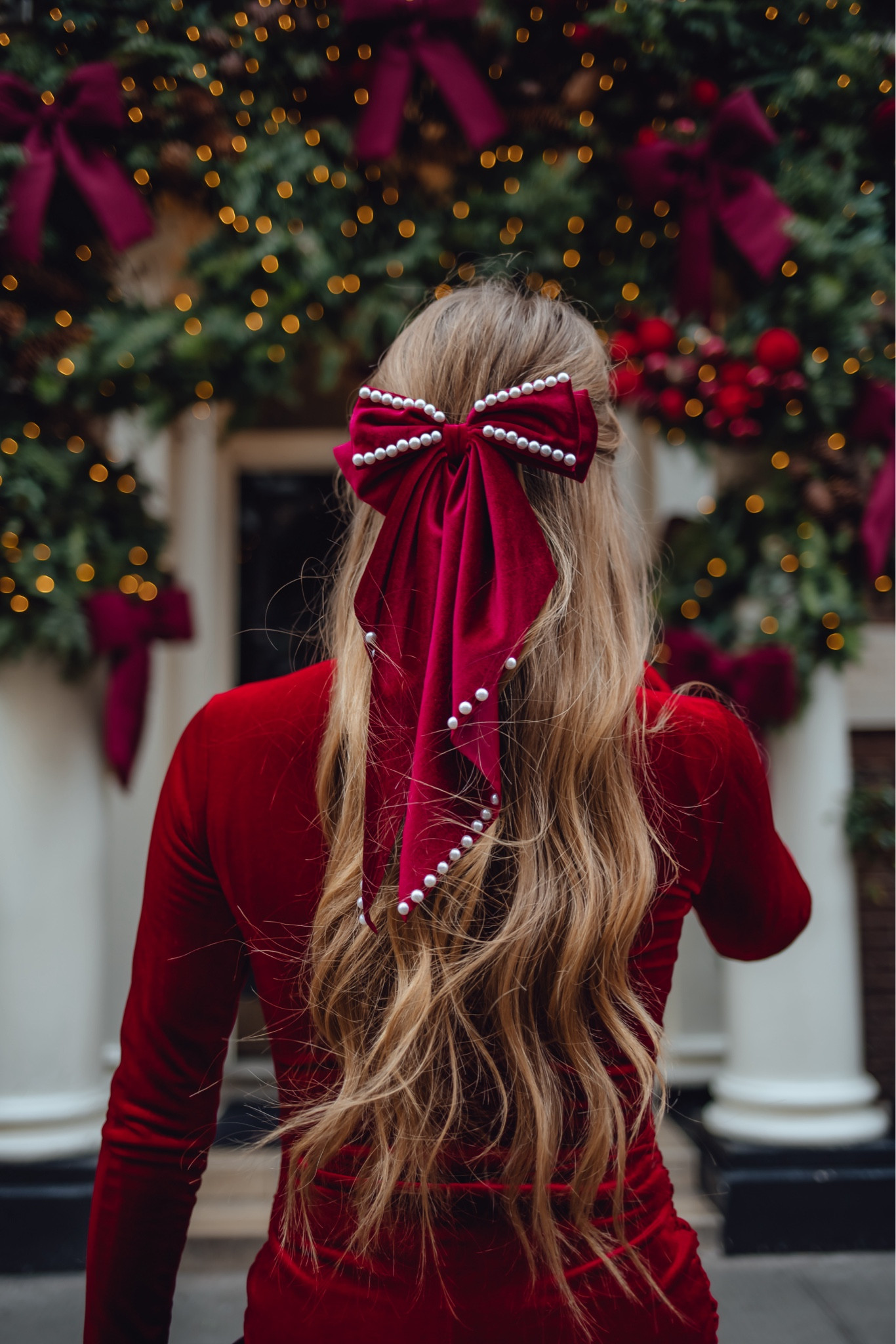 Festive bow, hair bow, velvet hair bow, velvet dress, Christmas party, Christmas party look

#LTKCyberWeek #LTKuk #LTKpartywear