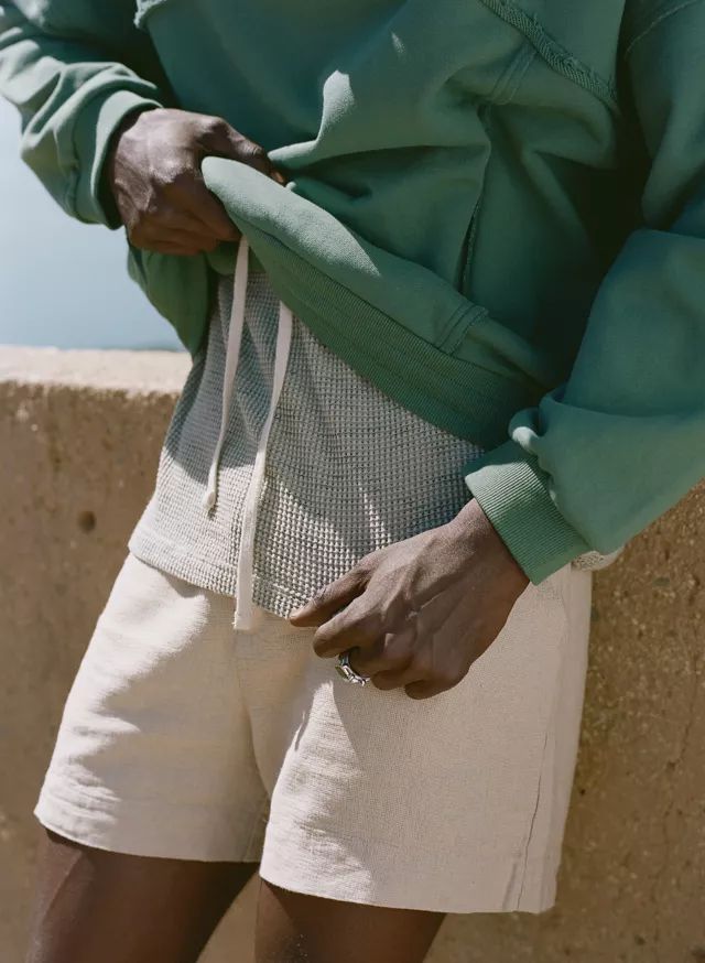 Standard Cloth Tailored Linen Short | Urban Outfitters (US and RoW)