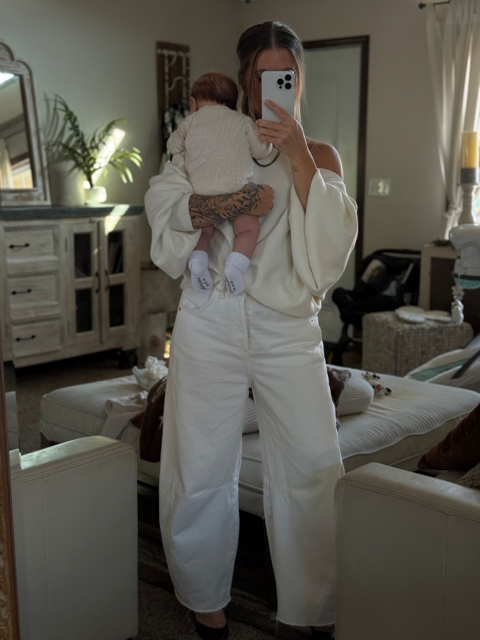 Soft denim that’s comfortable postpartum. Barrel jeans under $40 holiday outfits 

#LTKSeasonal #LTKBump #LTKFindsUnder50