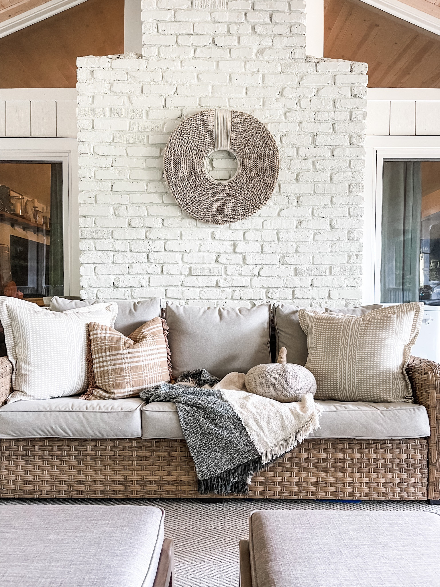 Finally hung this custom art and I love it! Link below for the great Etsy shop who helped! 👏🏻 

#outdoorfurniture #outdoorart #patiofurniture #outdoorpillows #outdoorrug #falldecor

#LTKSeasonal #LTKhome #LTKstyletip